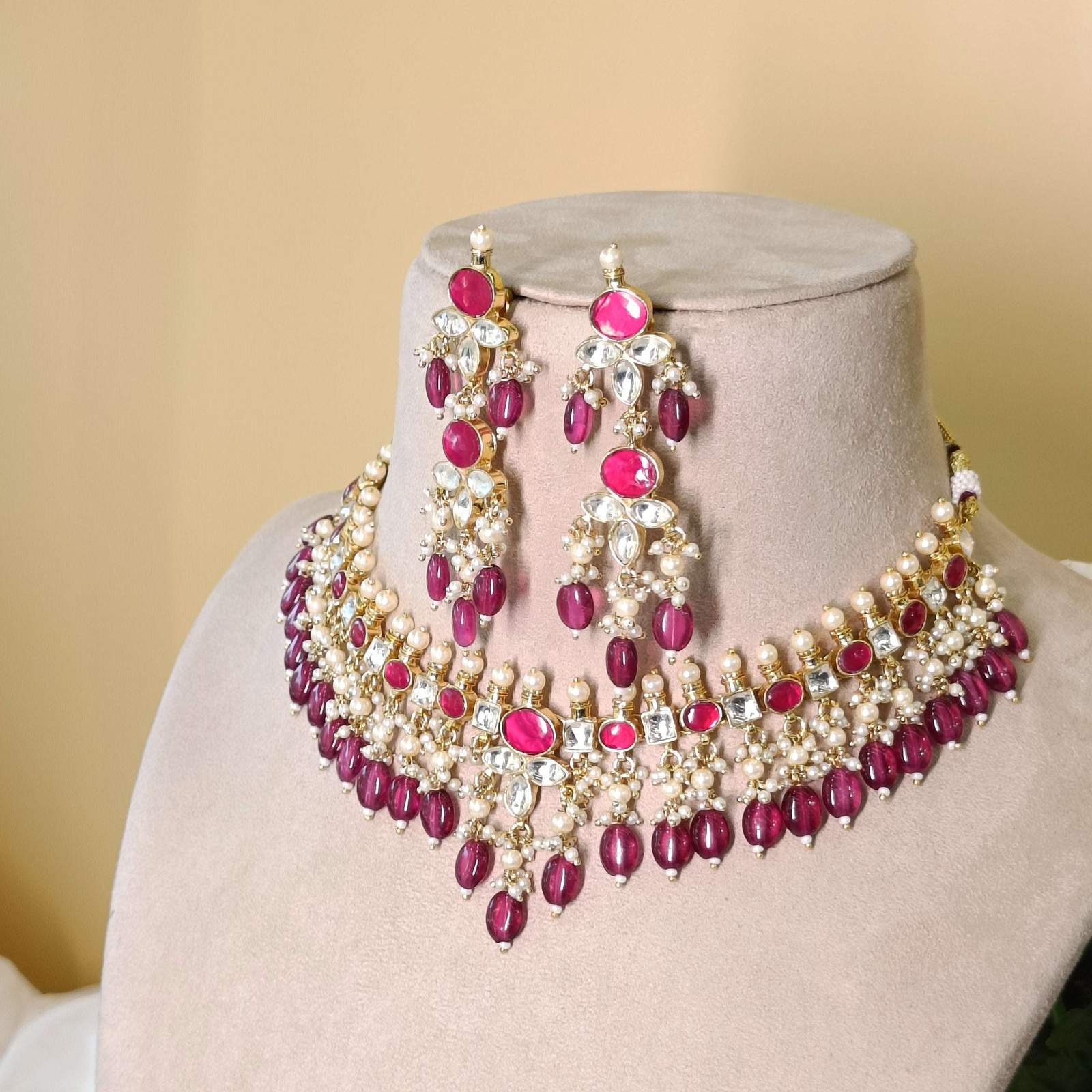 Nayaab Ruhaani Polki Neckpiece Velvet box by Shweta