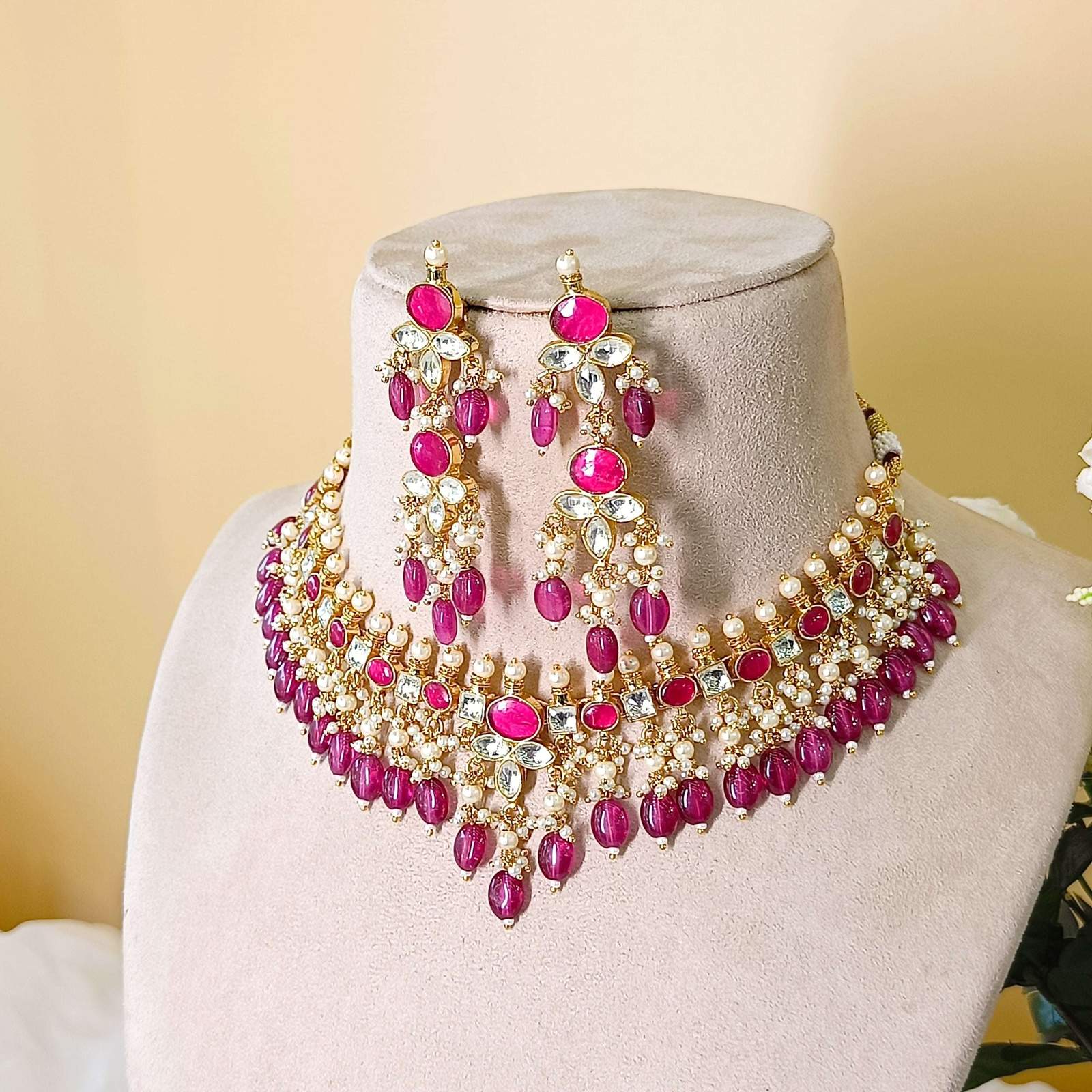 Nayaab Ruhaani Polki Neckpiece Velvet box by Shweta