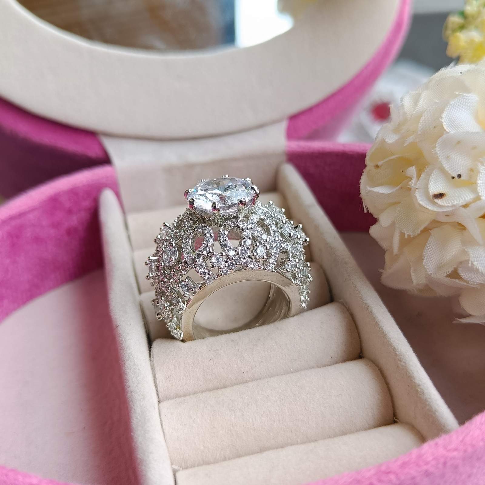 VS Sterling Silver Cocktail Ring 080 16g