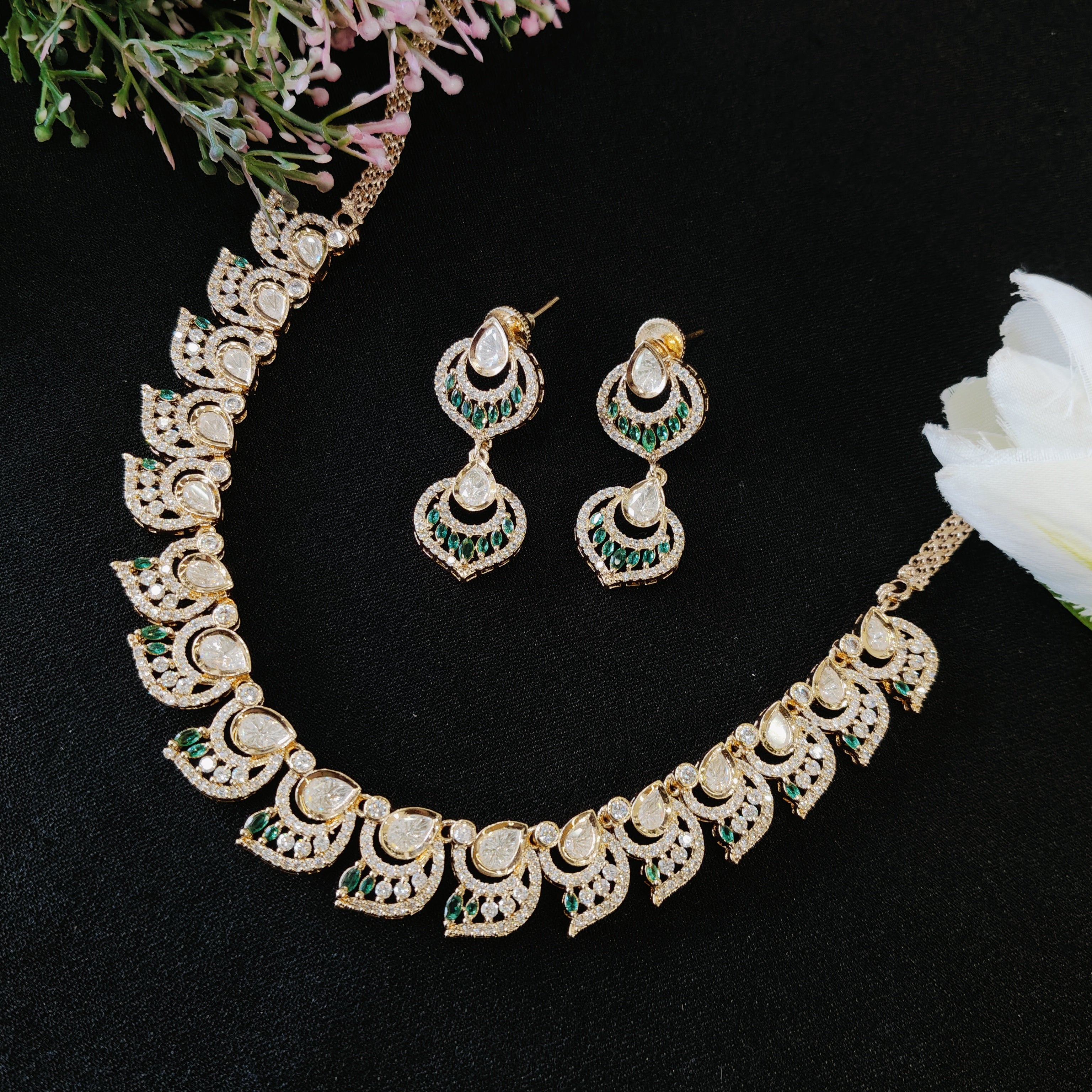 Nayaab tanvi polki neckpiece