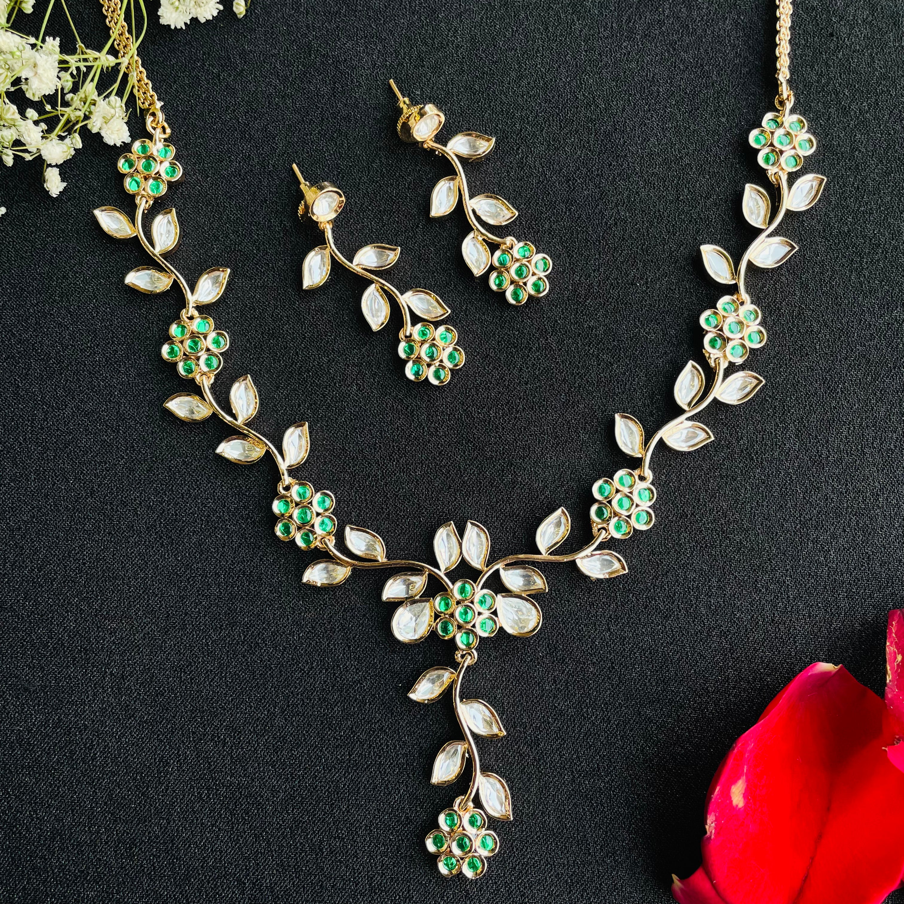 Nayaab ananya Polki Neckpiece