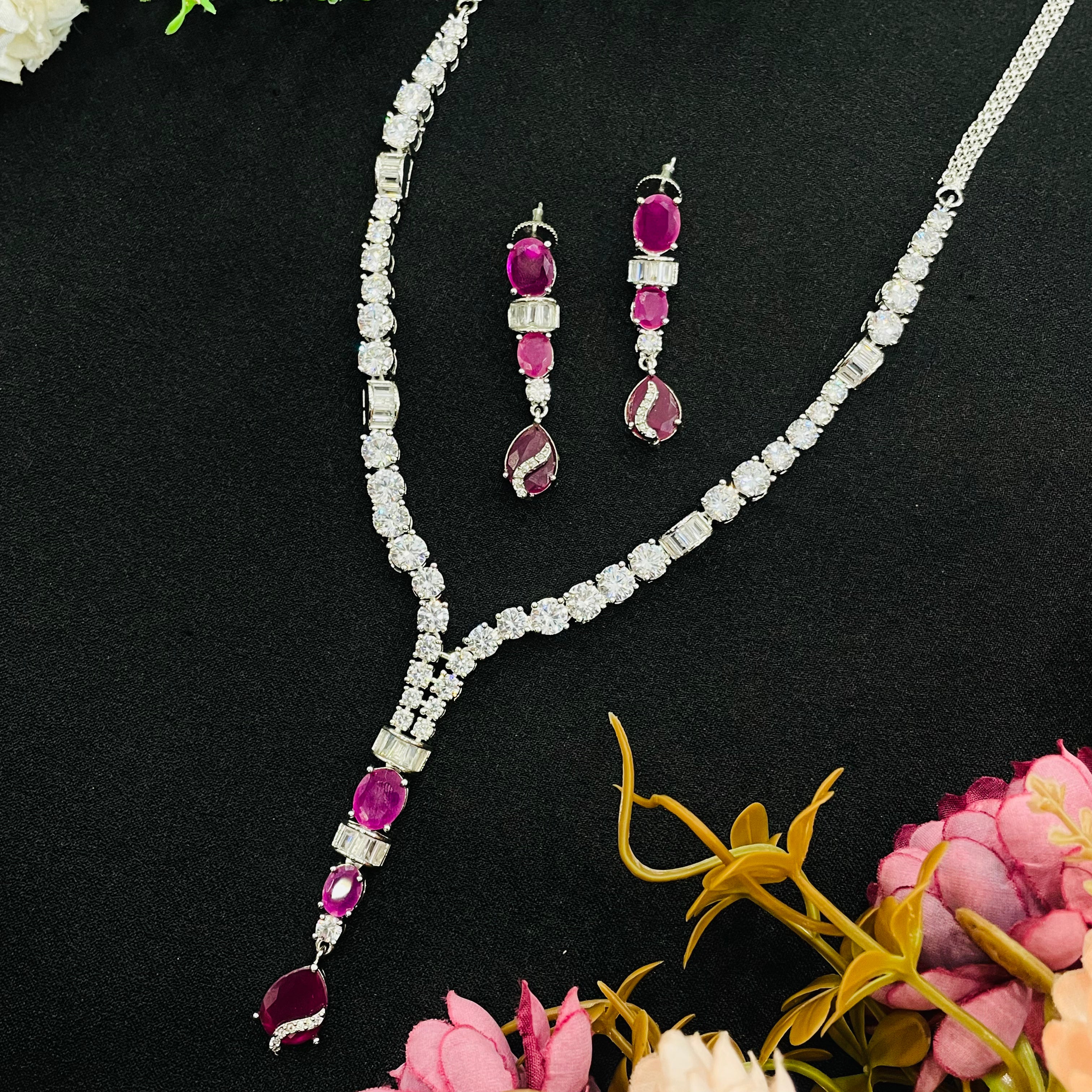 Ad hazel Neckpiece