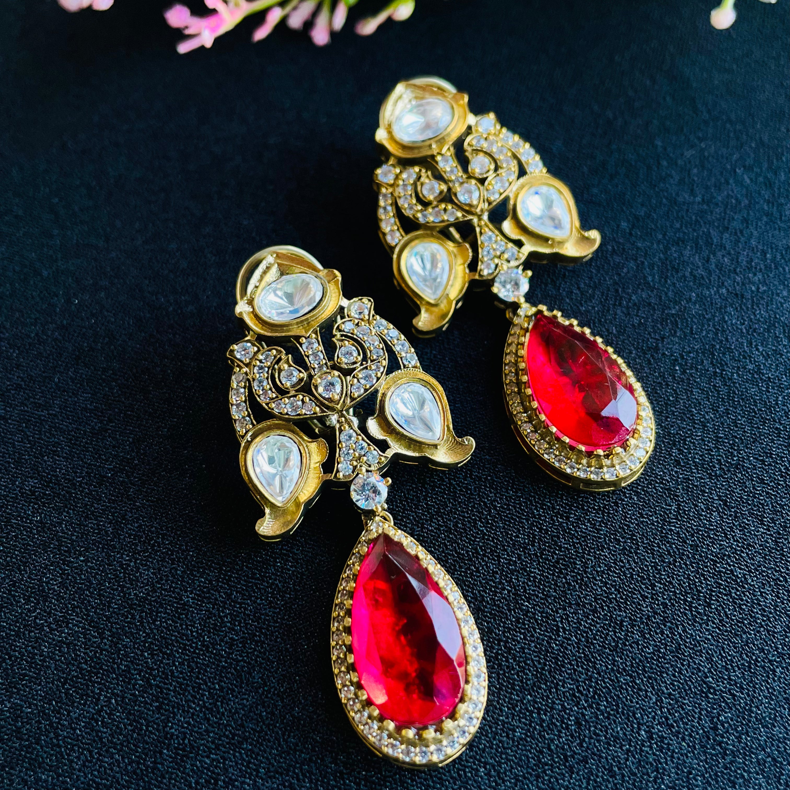 Nayaab medha polki neckpiece