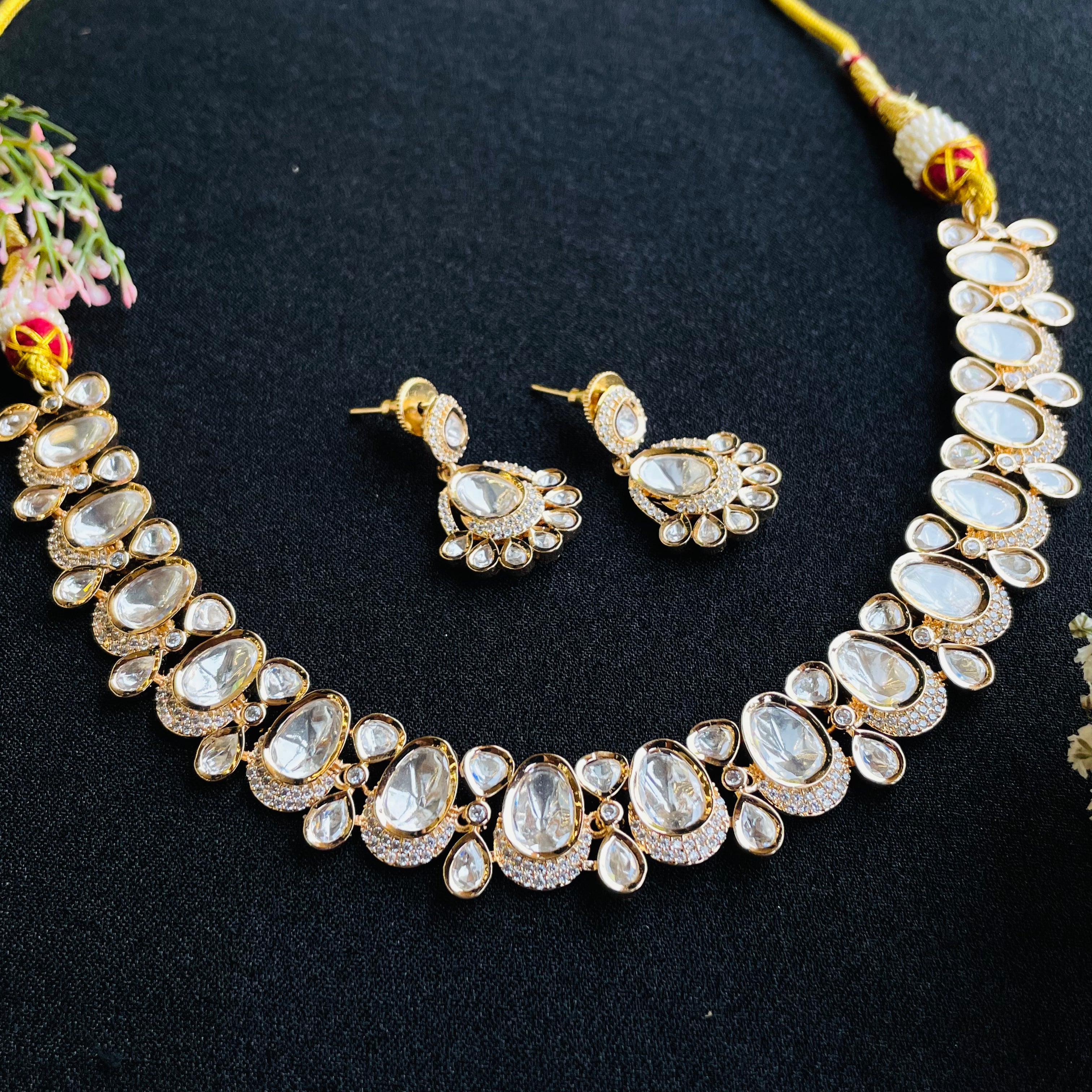 Nayaab mahi polki Neckpiece