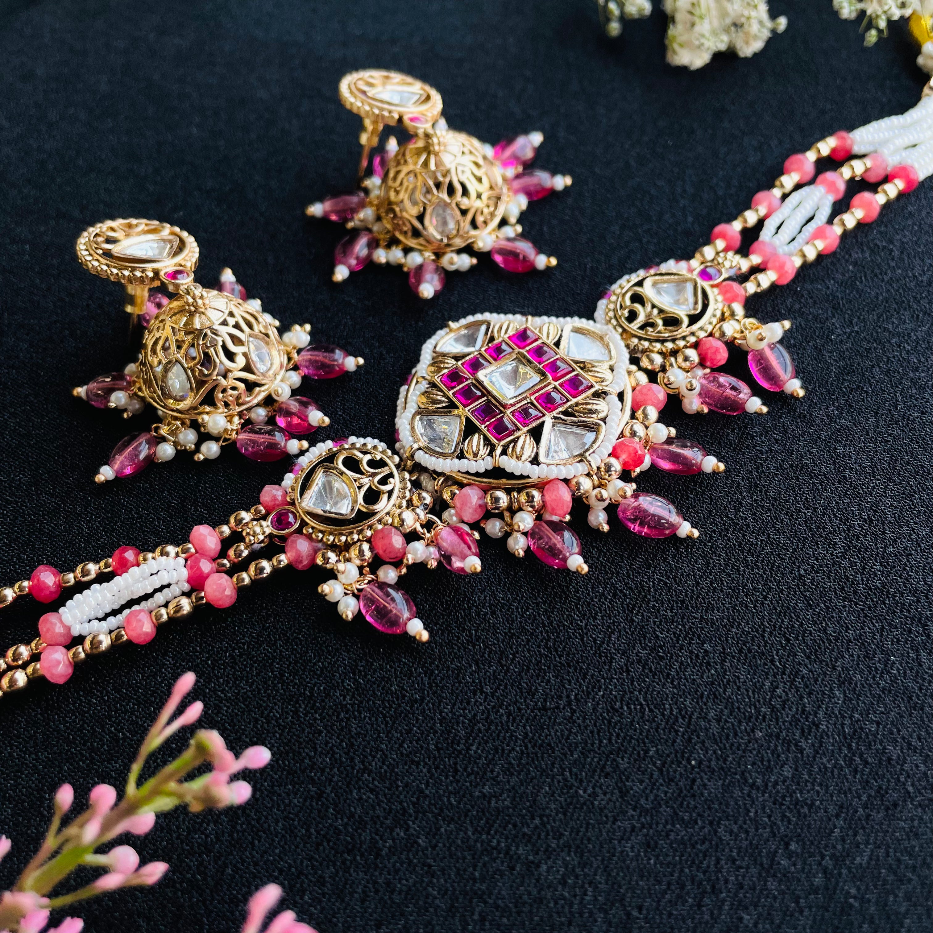 Nayaab meera polki neckpiece