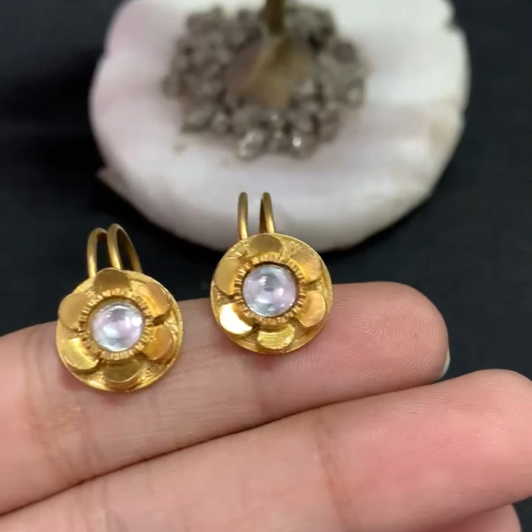 Nayaab anushi bugadi/earclip