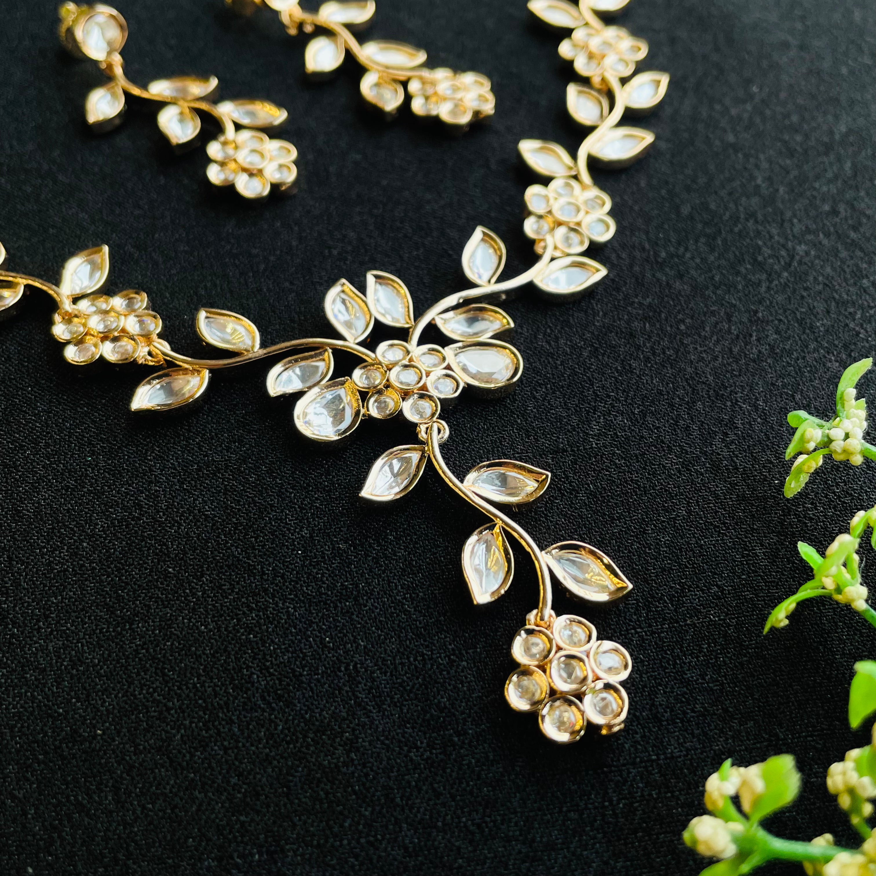 Nayaab ananya Polki Neckpiece