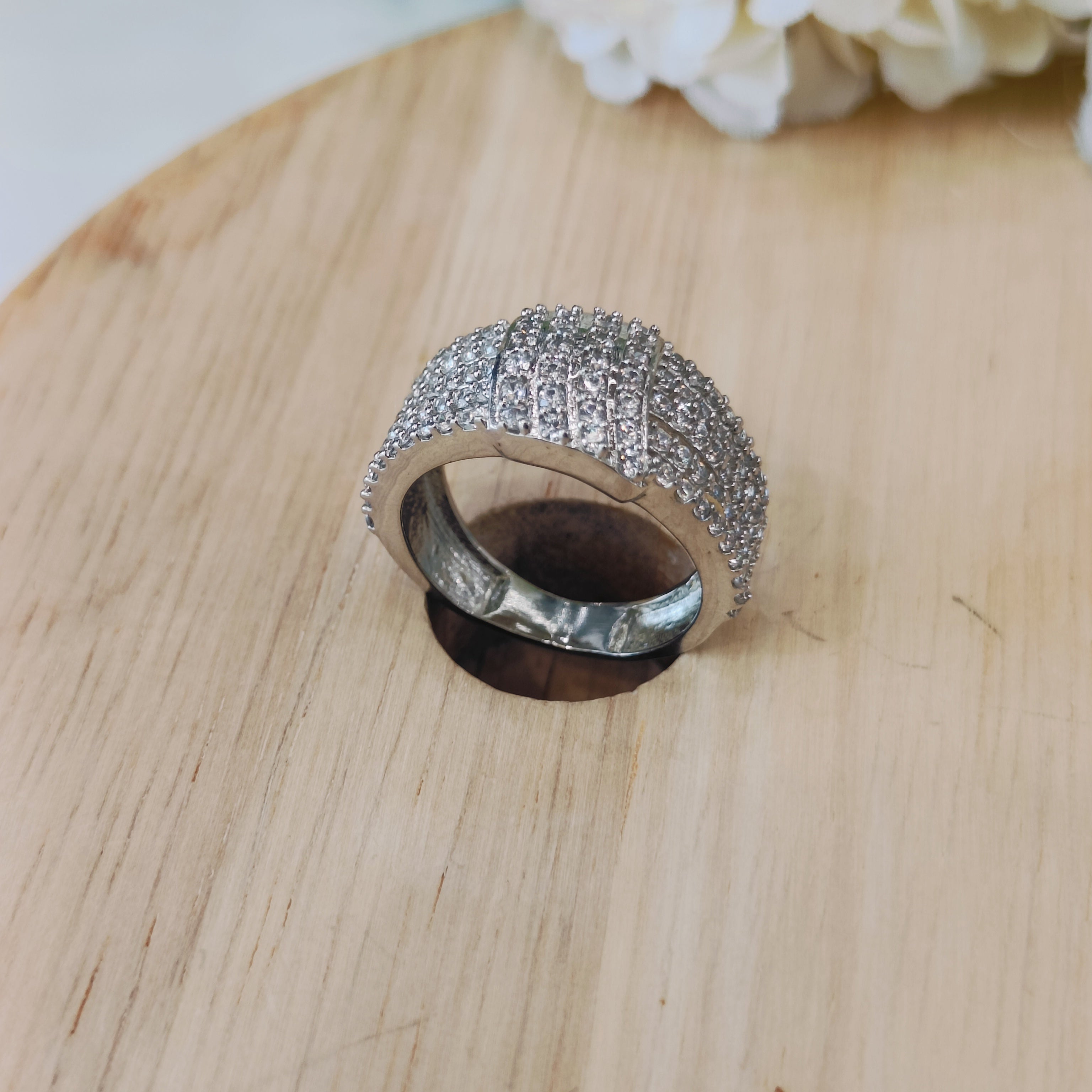 Vs sterling silver cocktail ring 167 4g