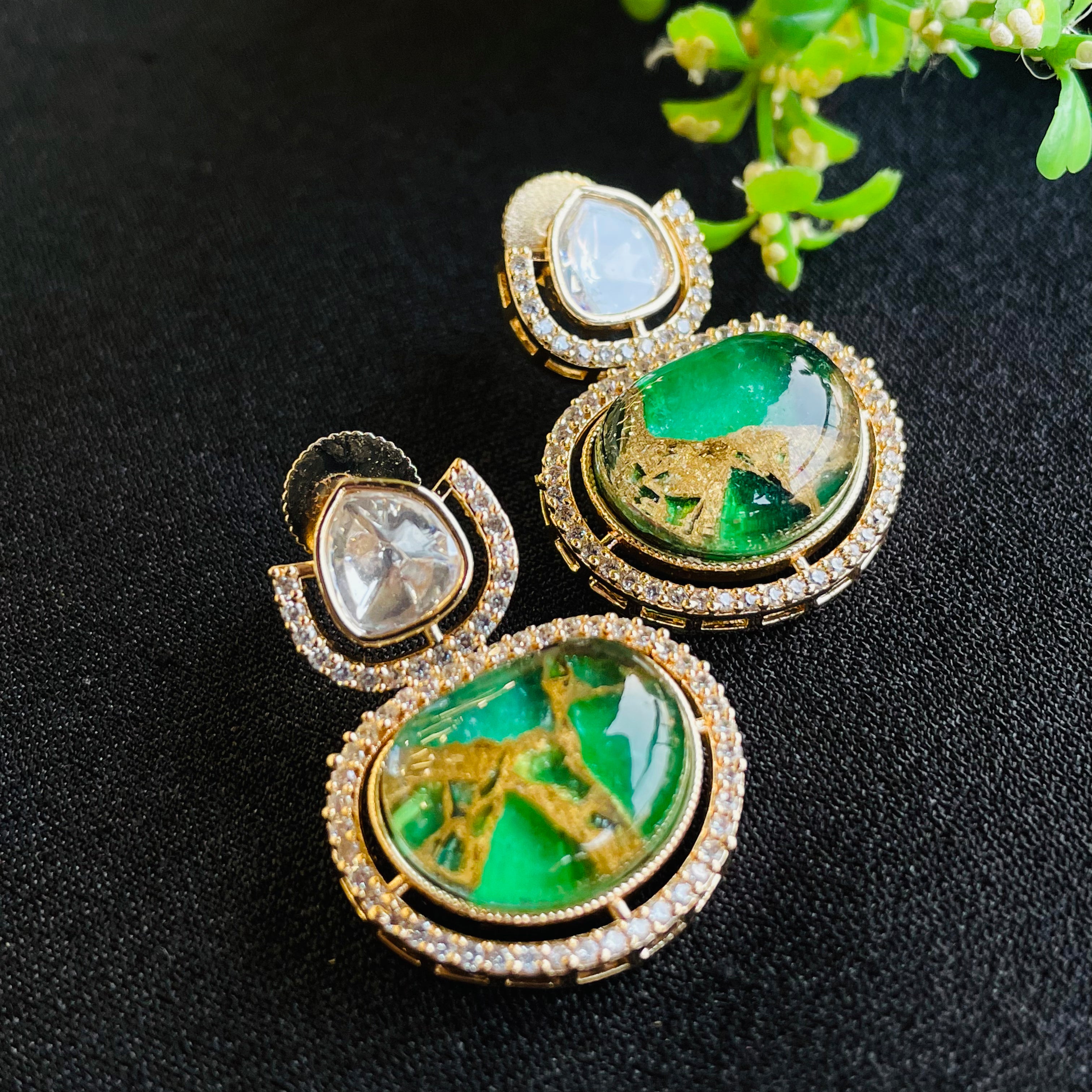 Nayaab Anvika Polki Neckpiece