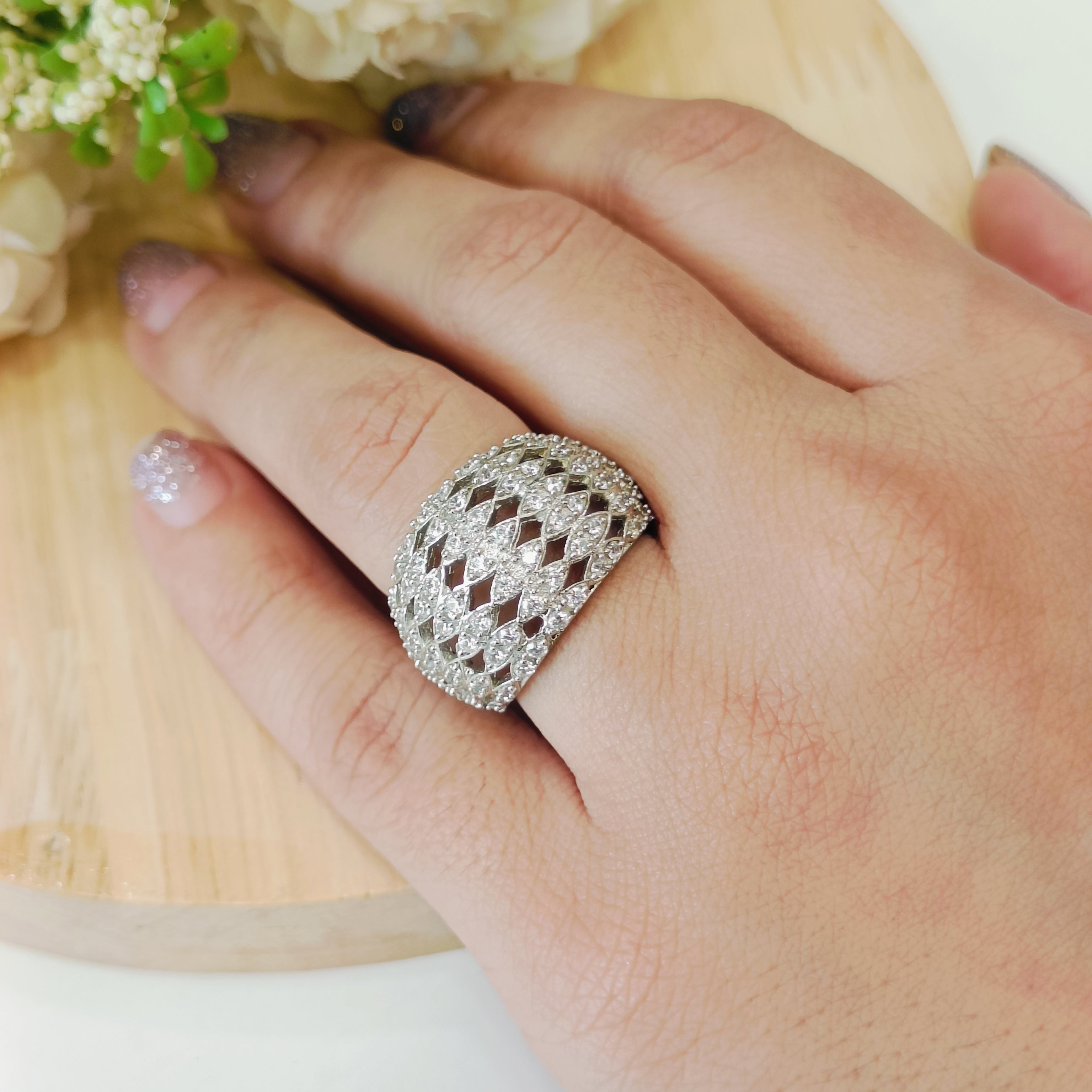 Vs sterling silver cocktail ring 173 7g