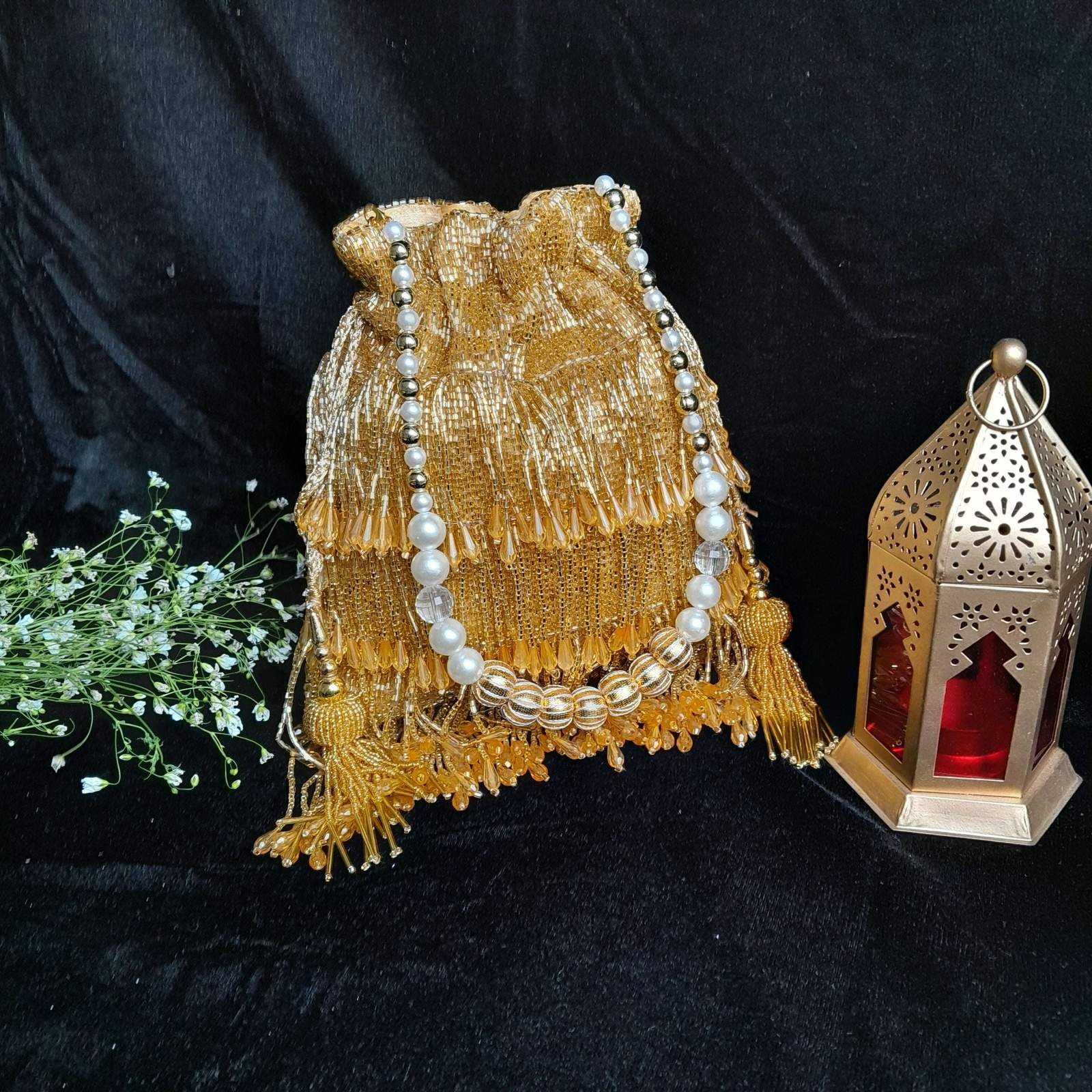 vs hanging beats potli velvet box by shweta