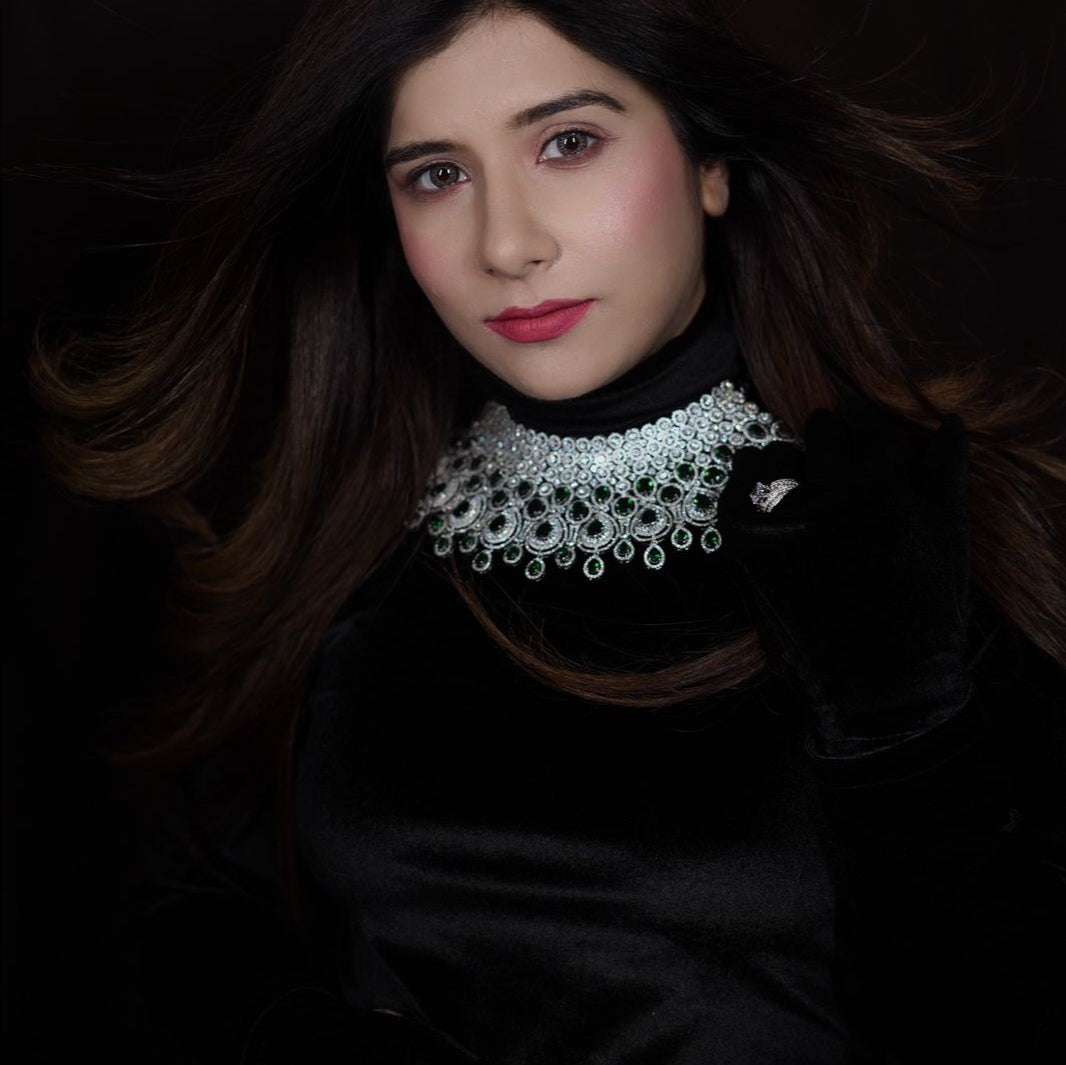 payal ad choker velvet box by shweta