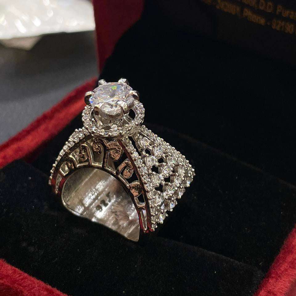 Vs Sterling Silver Cocktail Ring 01 Velvet box by Shweta