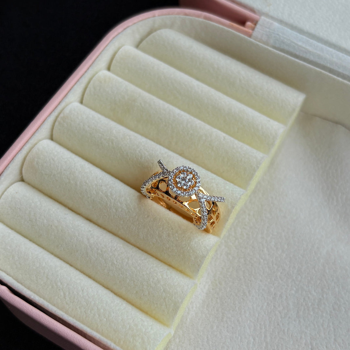 Vyanika Ring