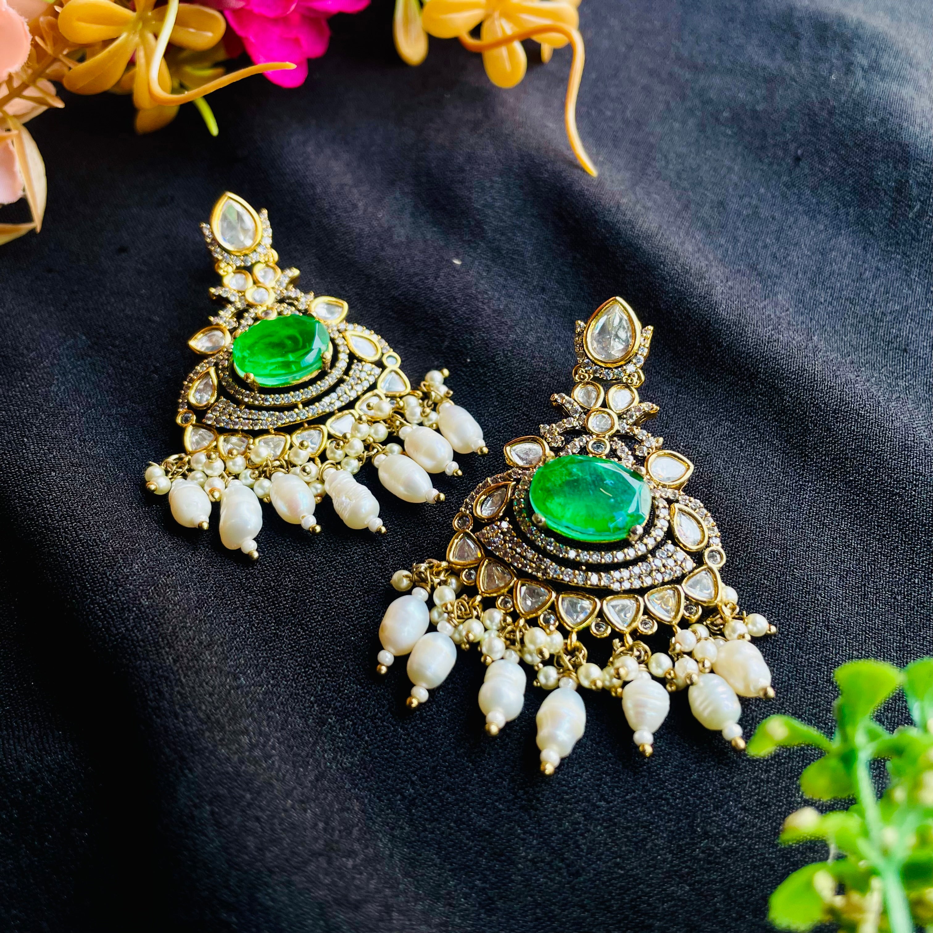 Nayaab maharani layered Neckpiece