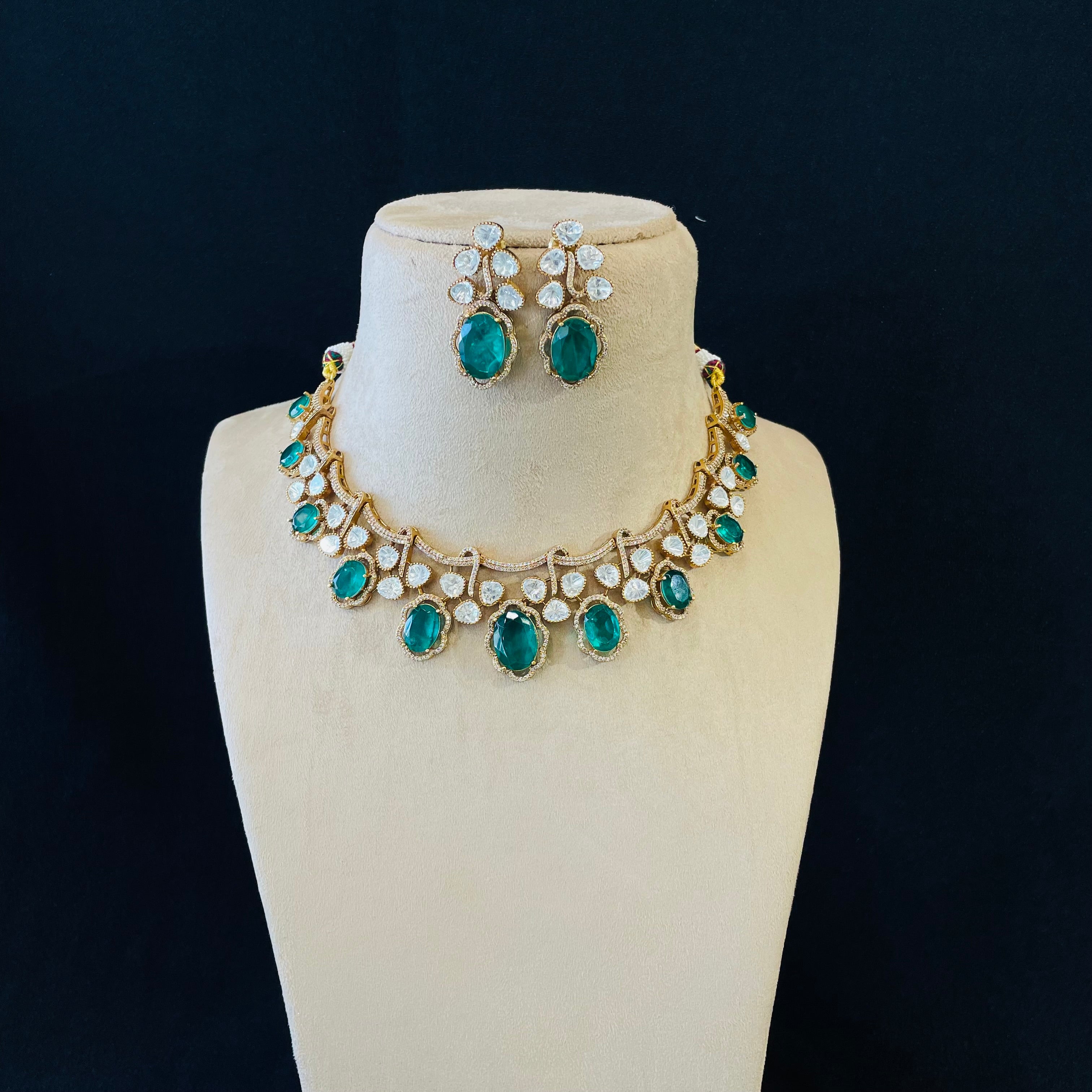 Nayaab Roohi  Polki Neckpiece