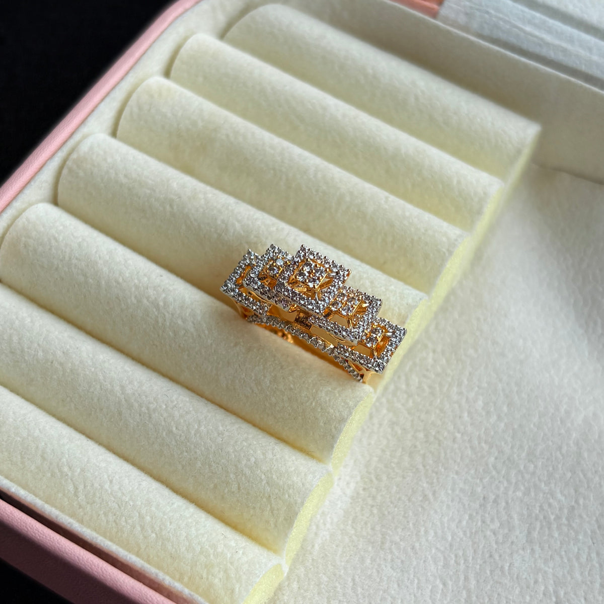 Tavishi Ring
