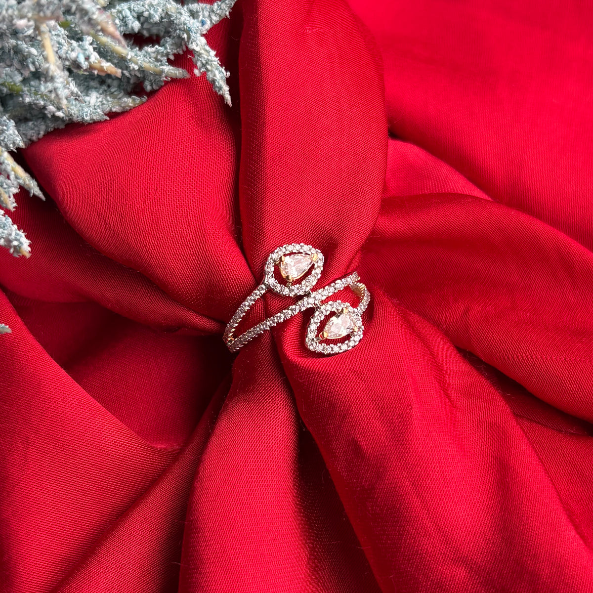 Iraaya Ring