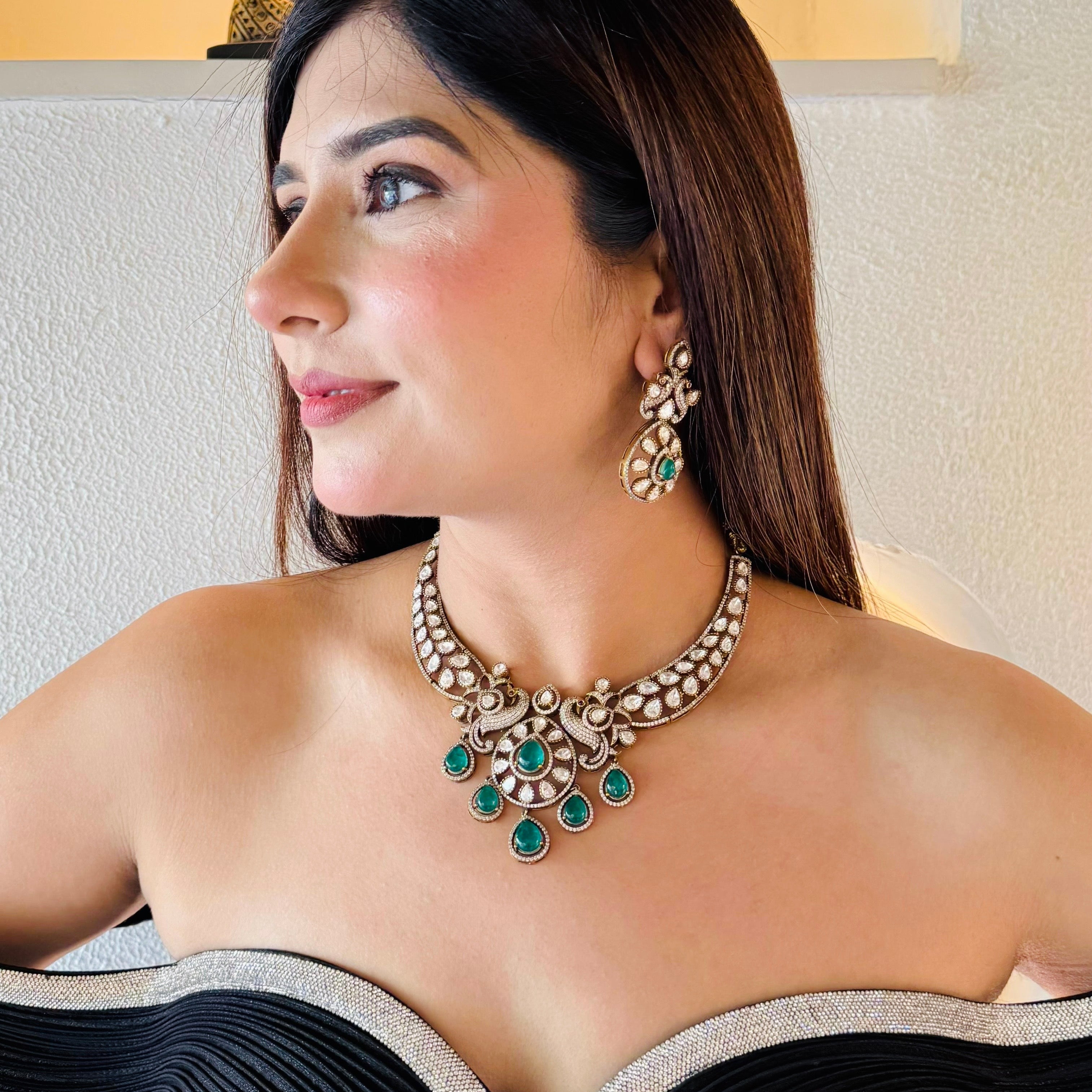 Nayaab Mahera Polki Neckpiece