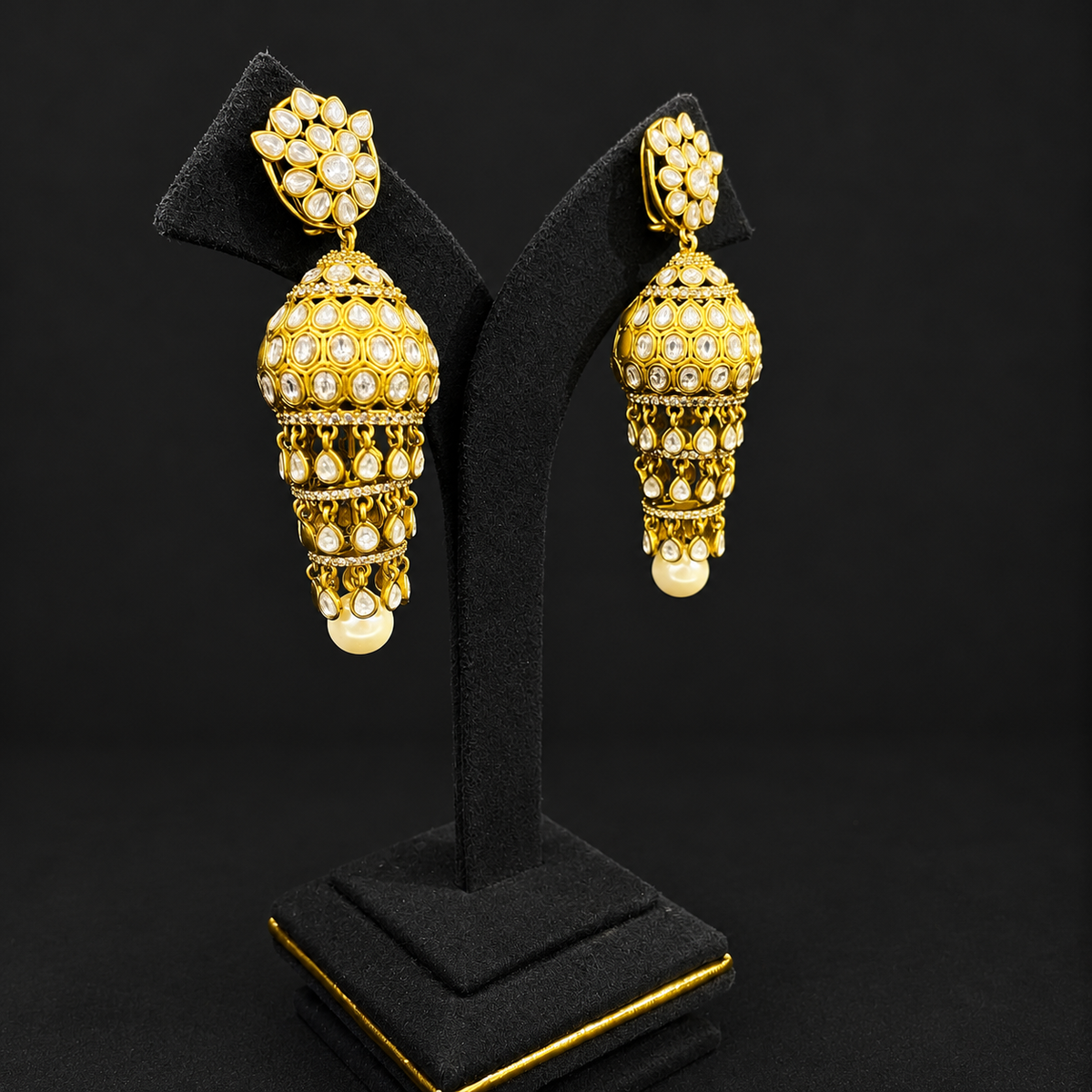 Aadivya Jhumki