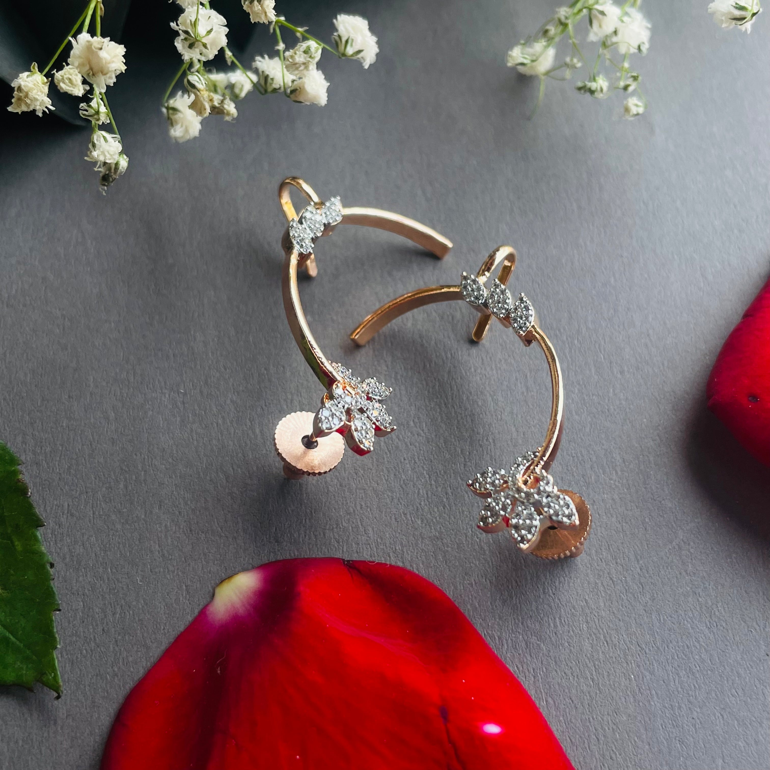 Ad Rose Earcuff