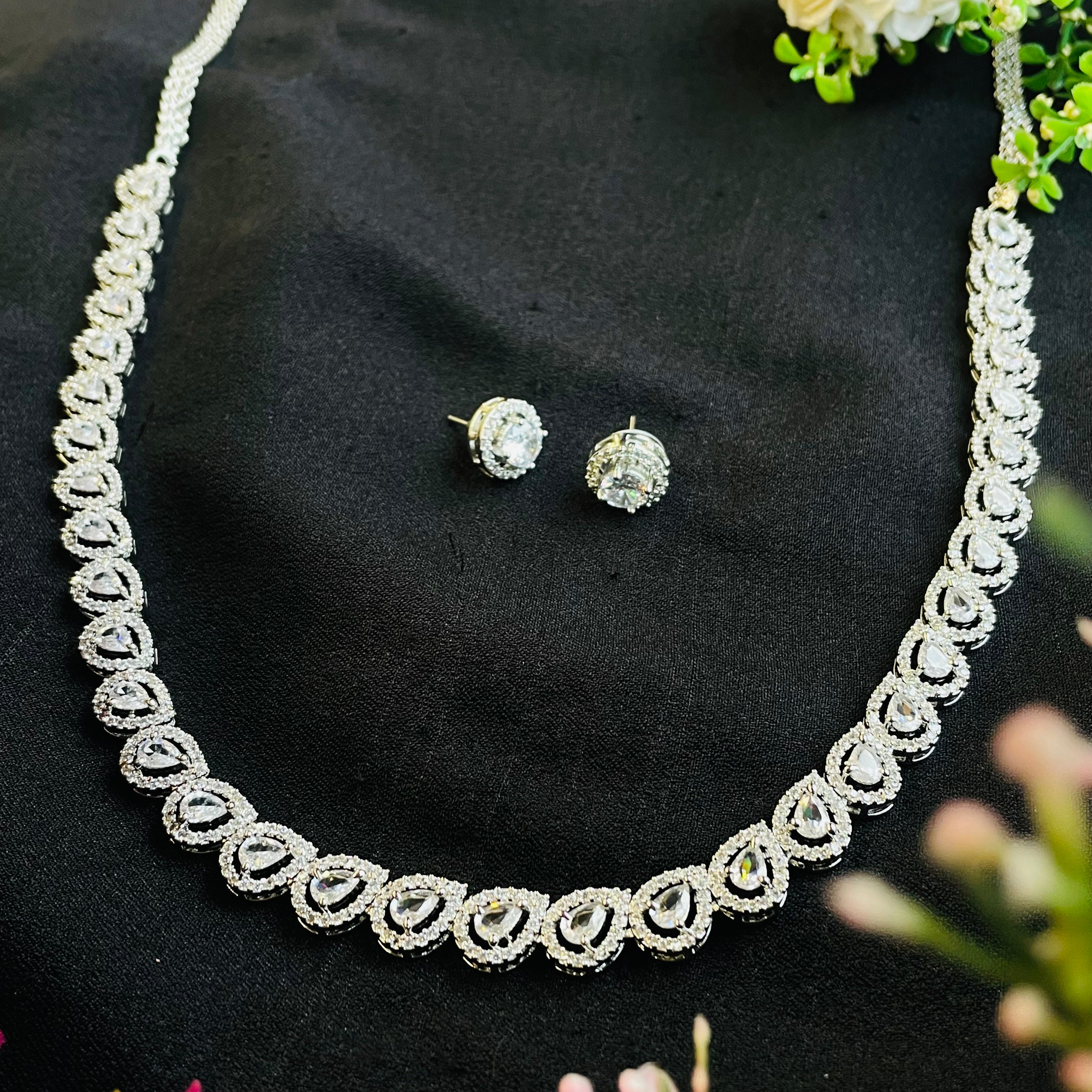 Ad Devika neckpiece