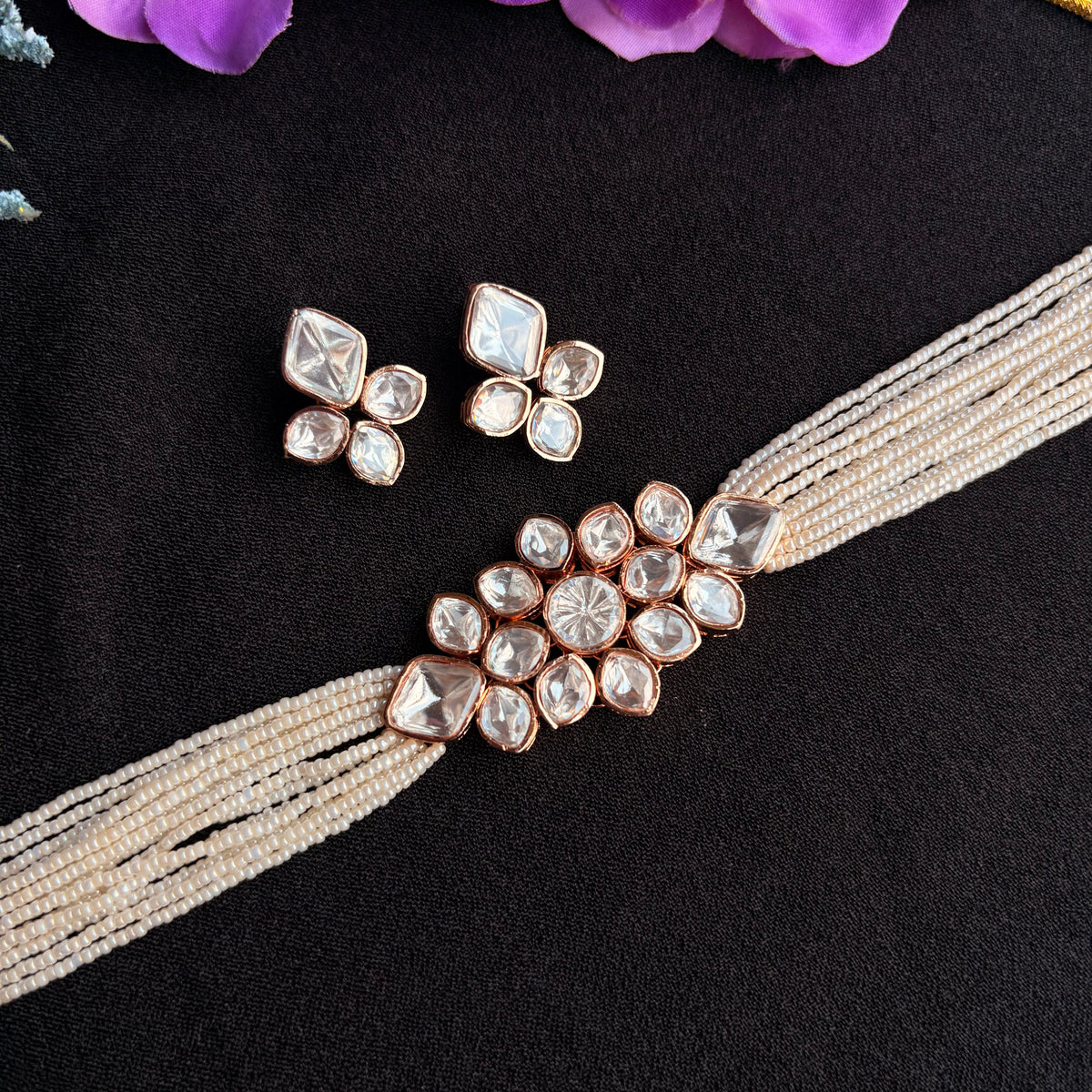 Mishri Choker