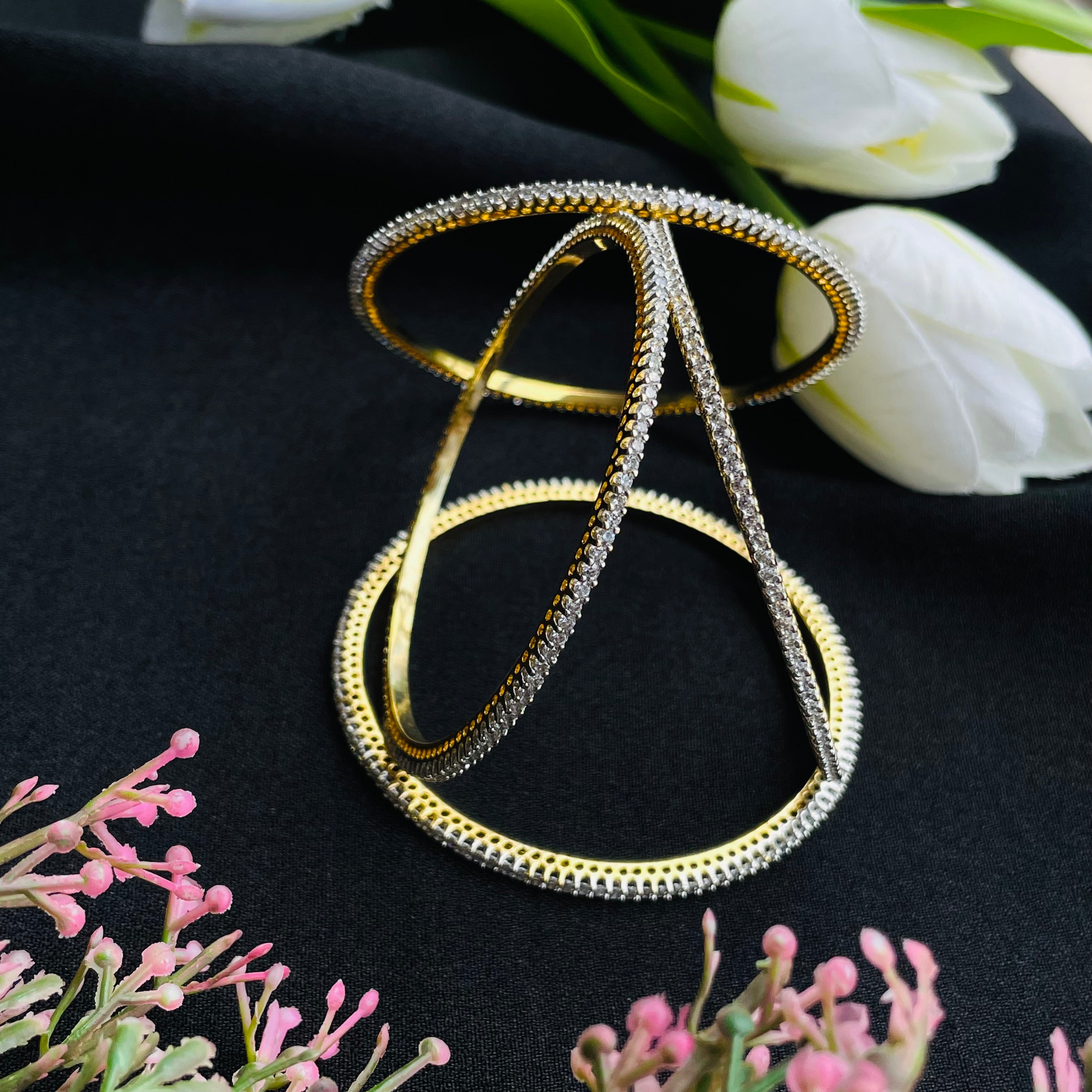 Elena ad bangles set 02