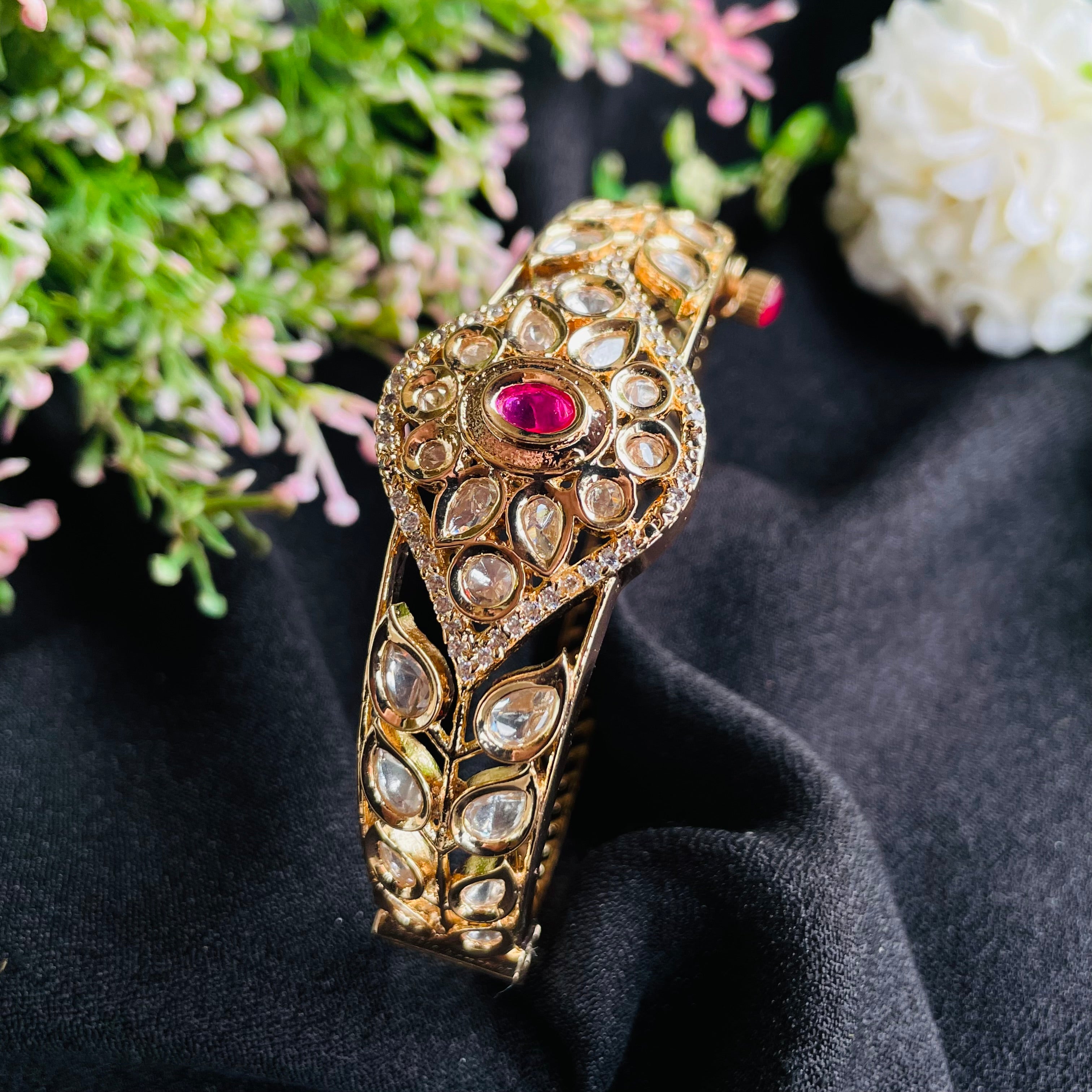 Nayaab Shaloka Polki Bracelet