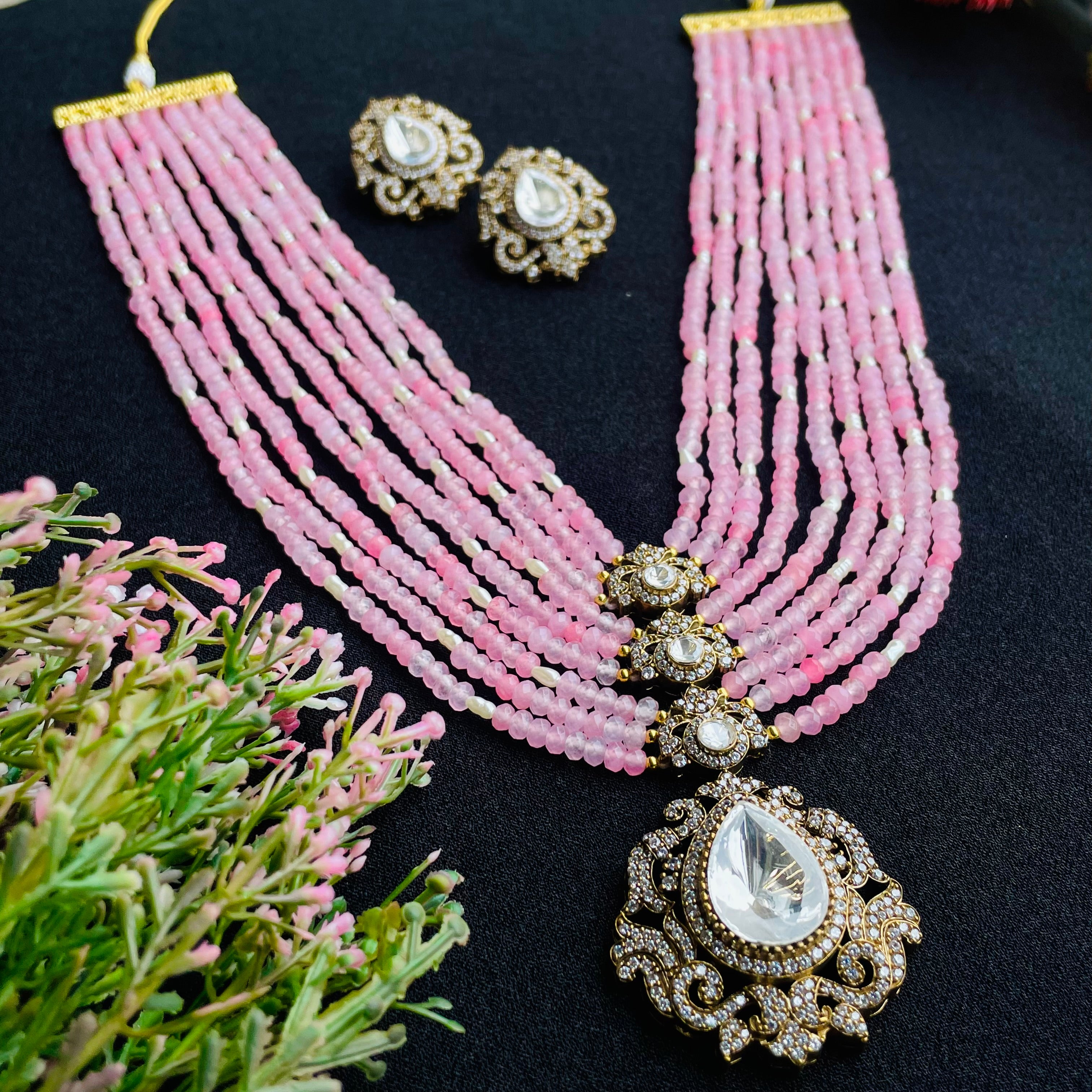Nayaab kareena Neckpiece