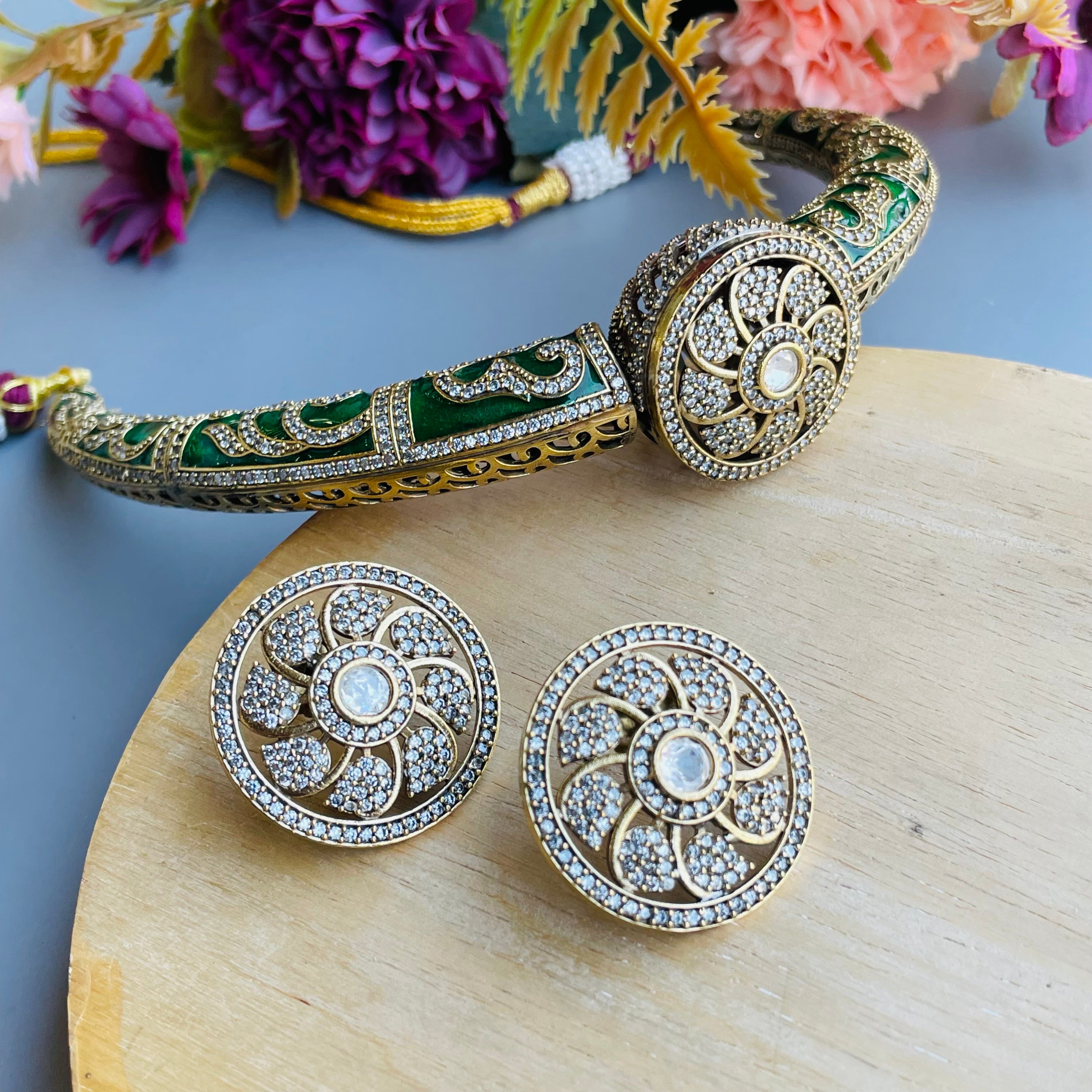 Nayaab Alisha Hasli Neckpiece