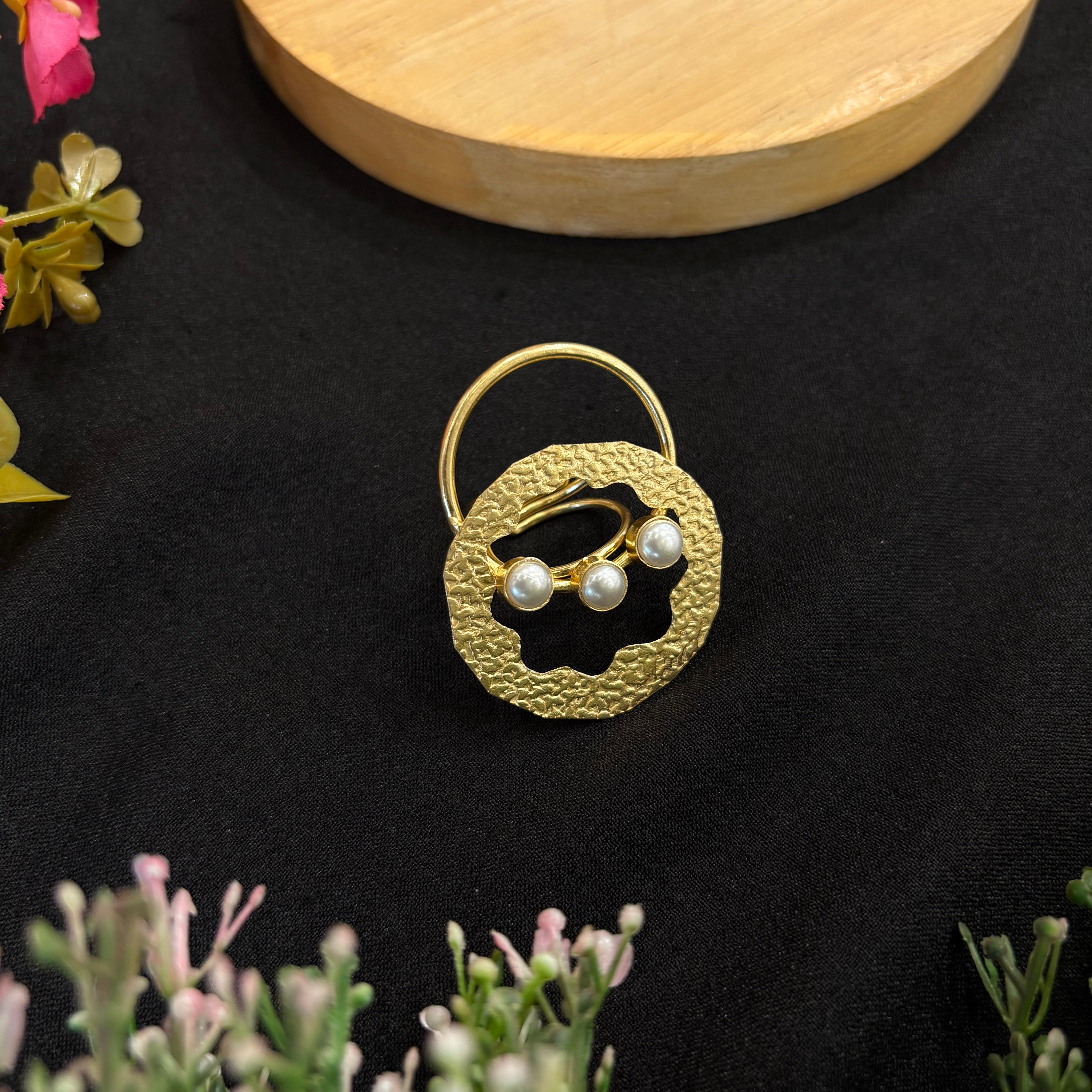 Aurelia Pearl Orbit Ring