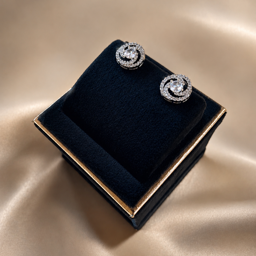 Ad Mariam studs