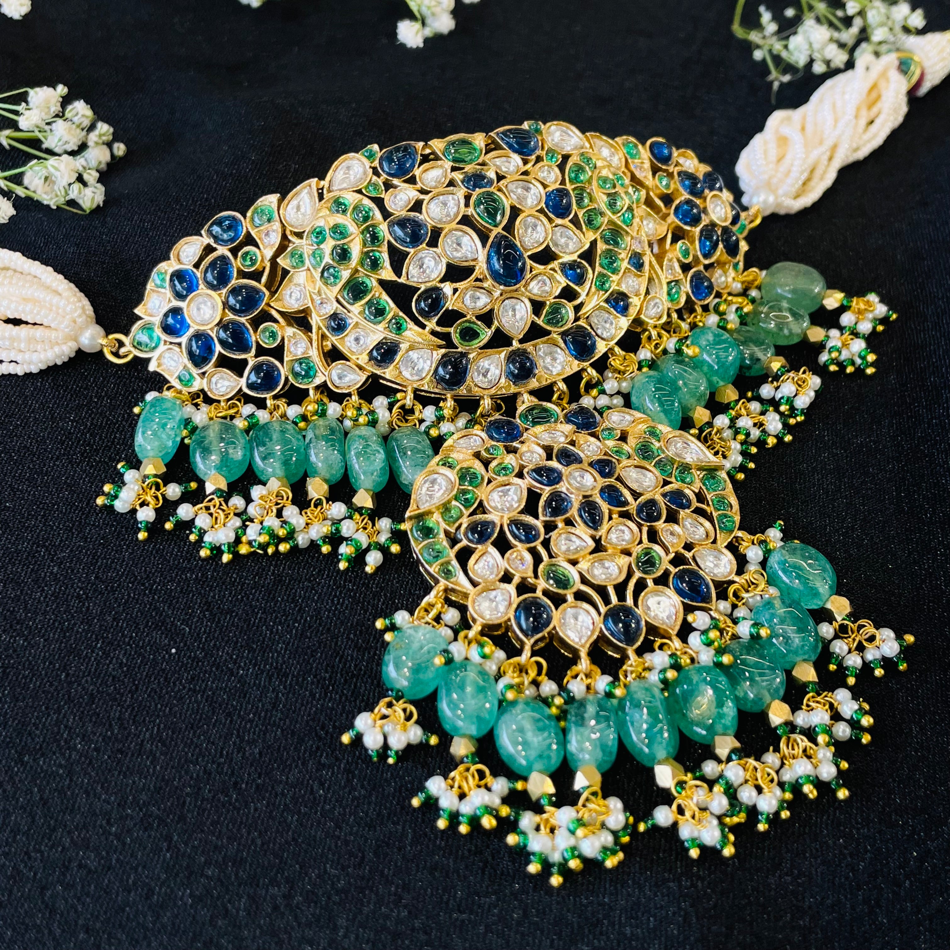 Nayaab Aarohi Choker