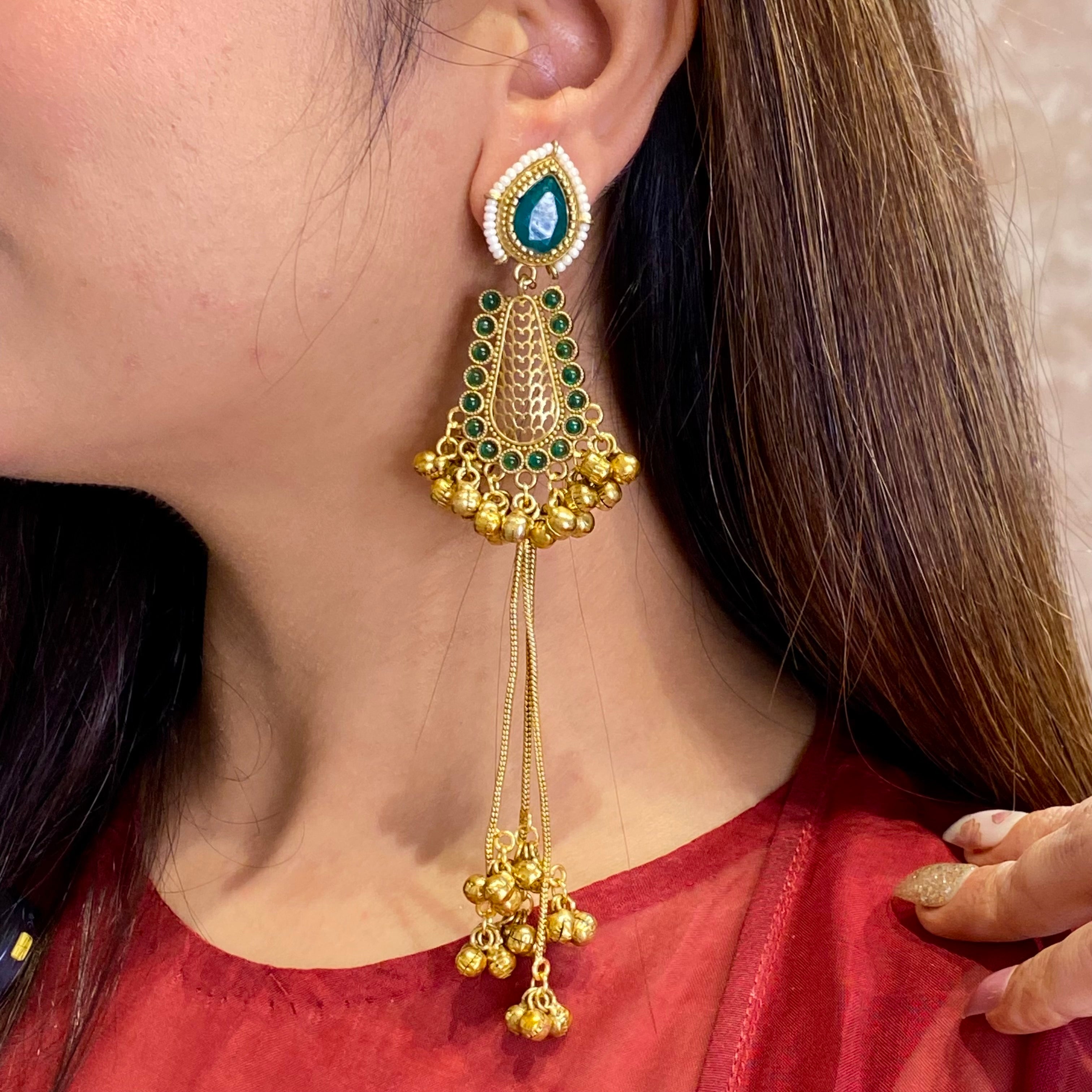 Nayaab varnika earrings