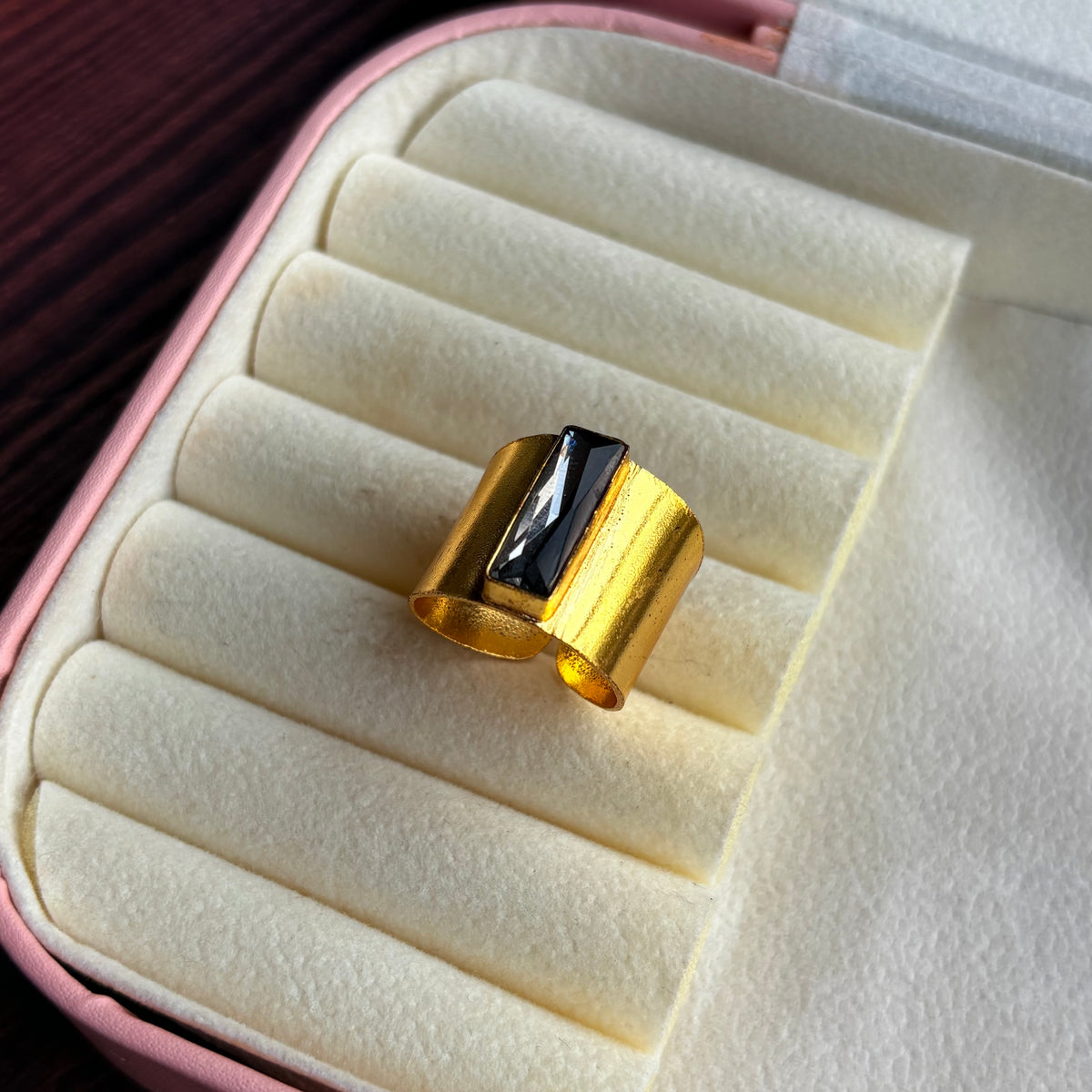 Shyaamrekha Ring