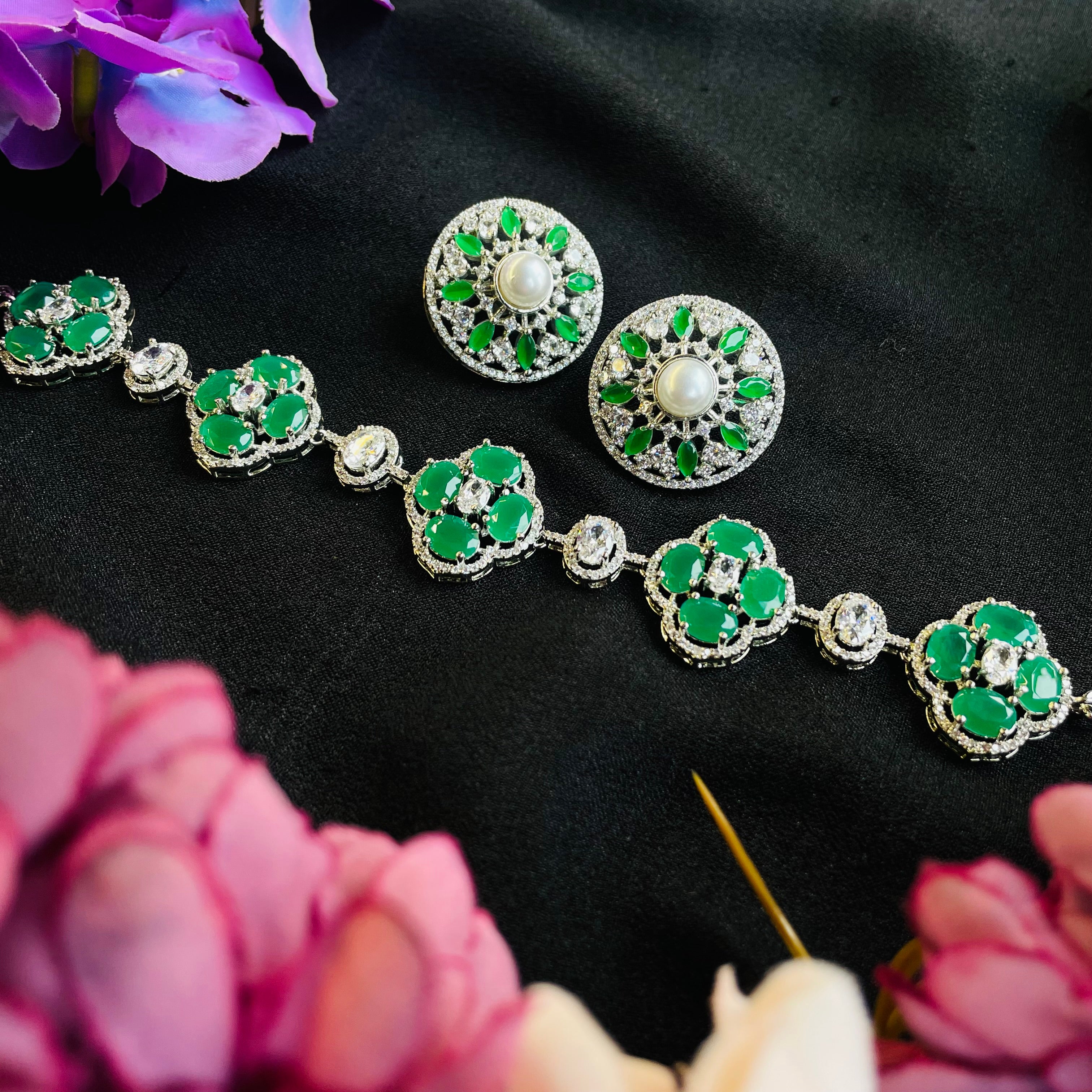 Ad Nitya Neckpiece