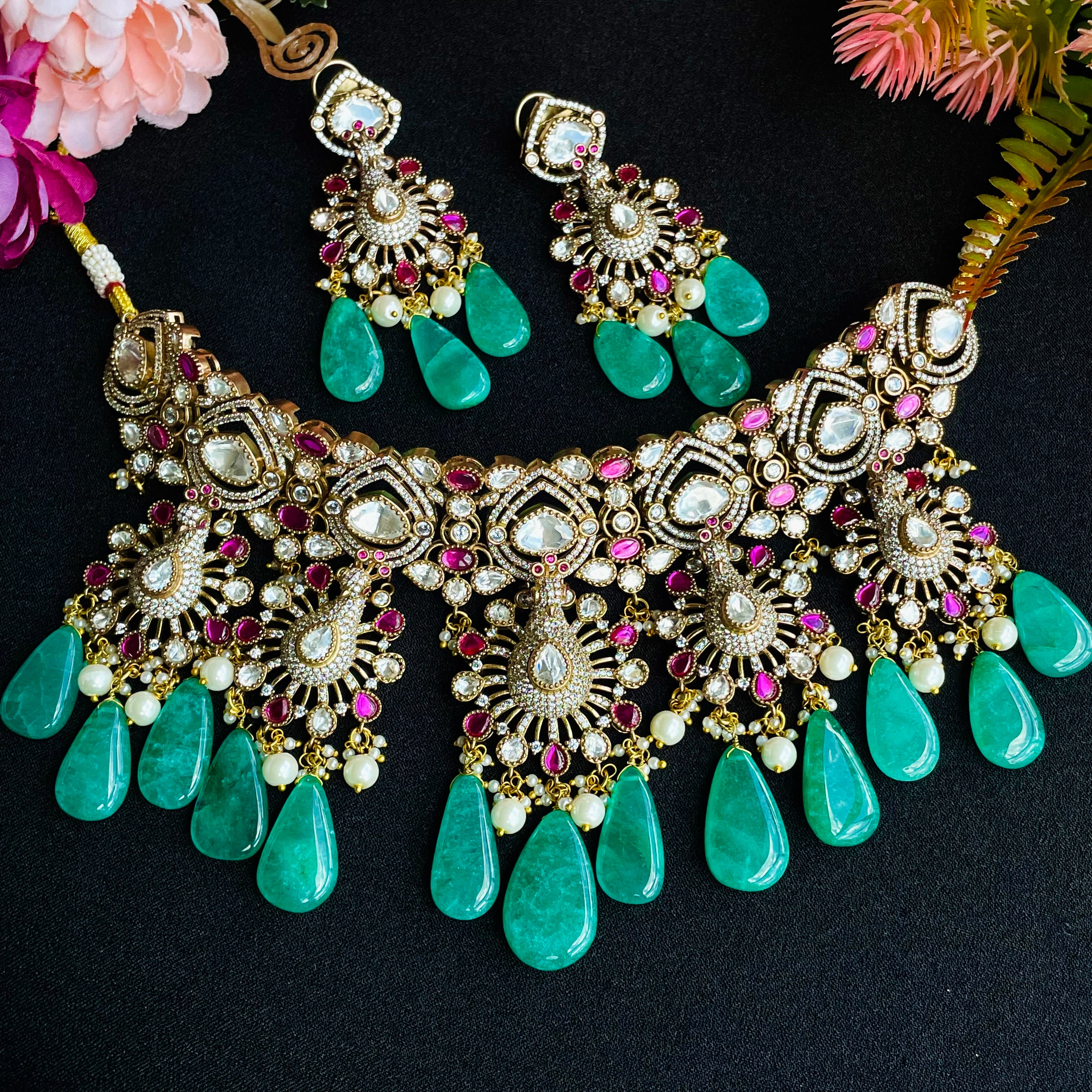 Nayaab Rashi Polki Neckpiece