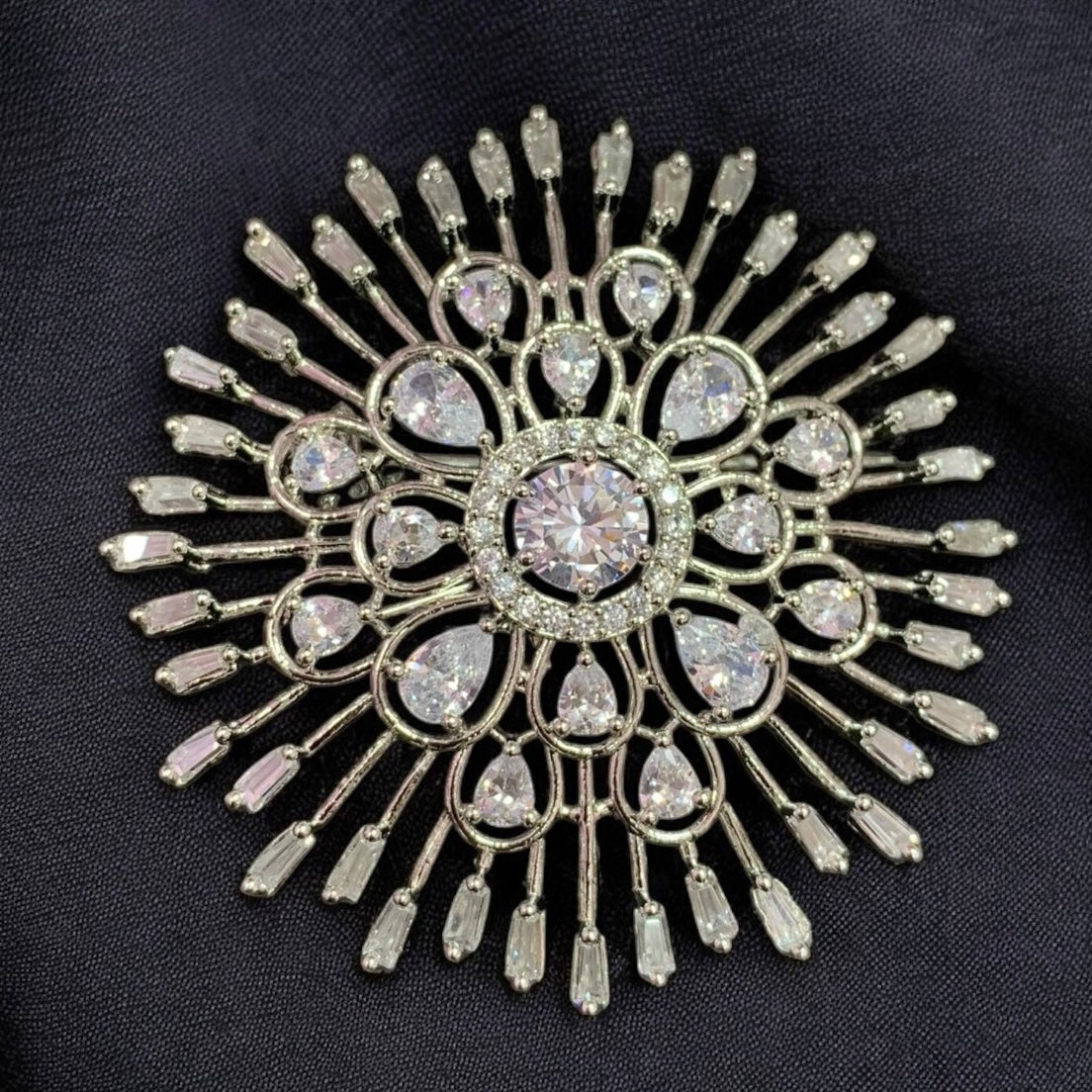Ad lily Brooch