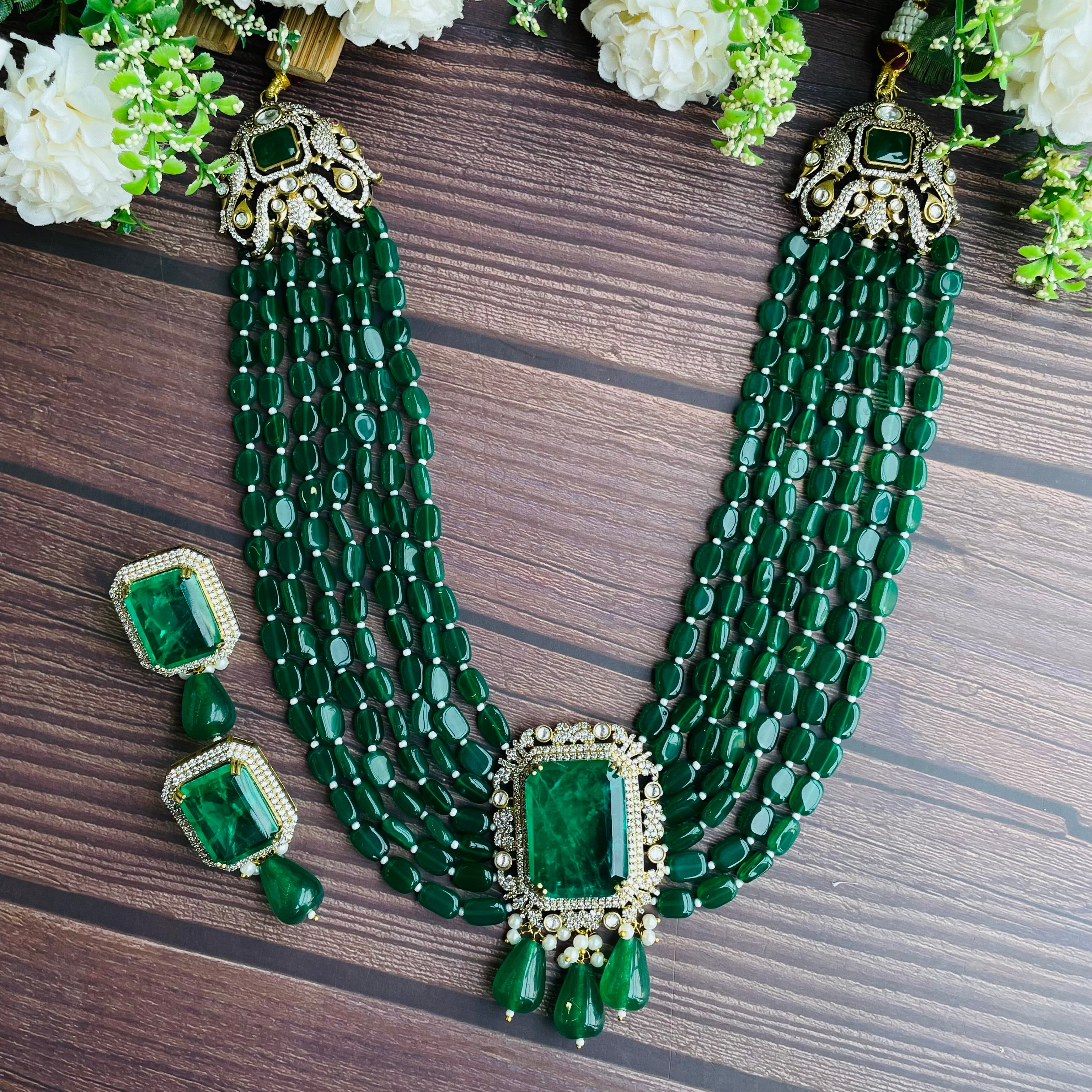 Nayaab Rubi Neckpiece