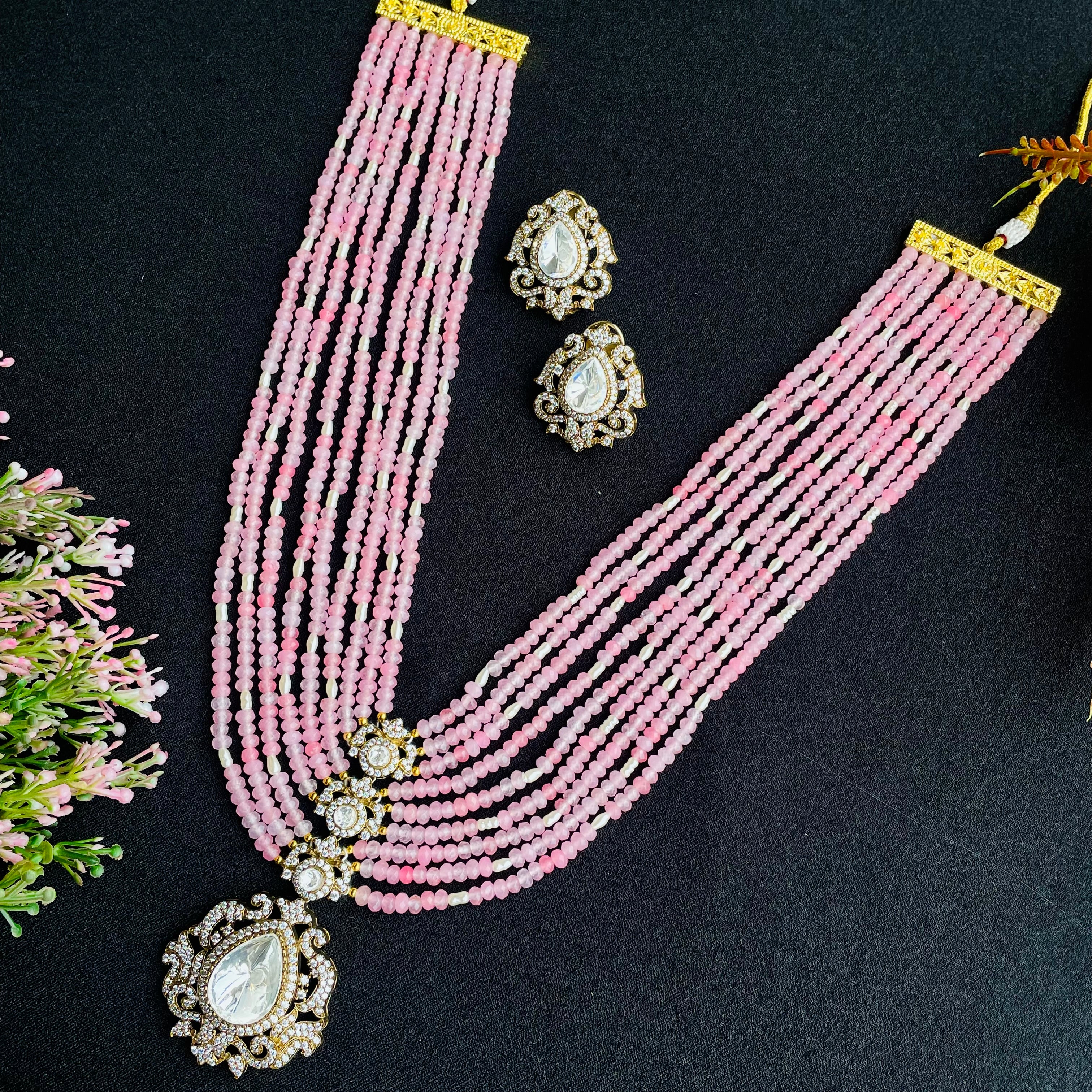 Nayaab kareena Neckpiece