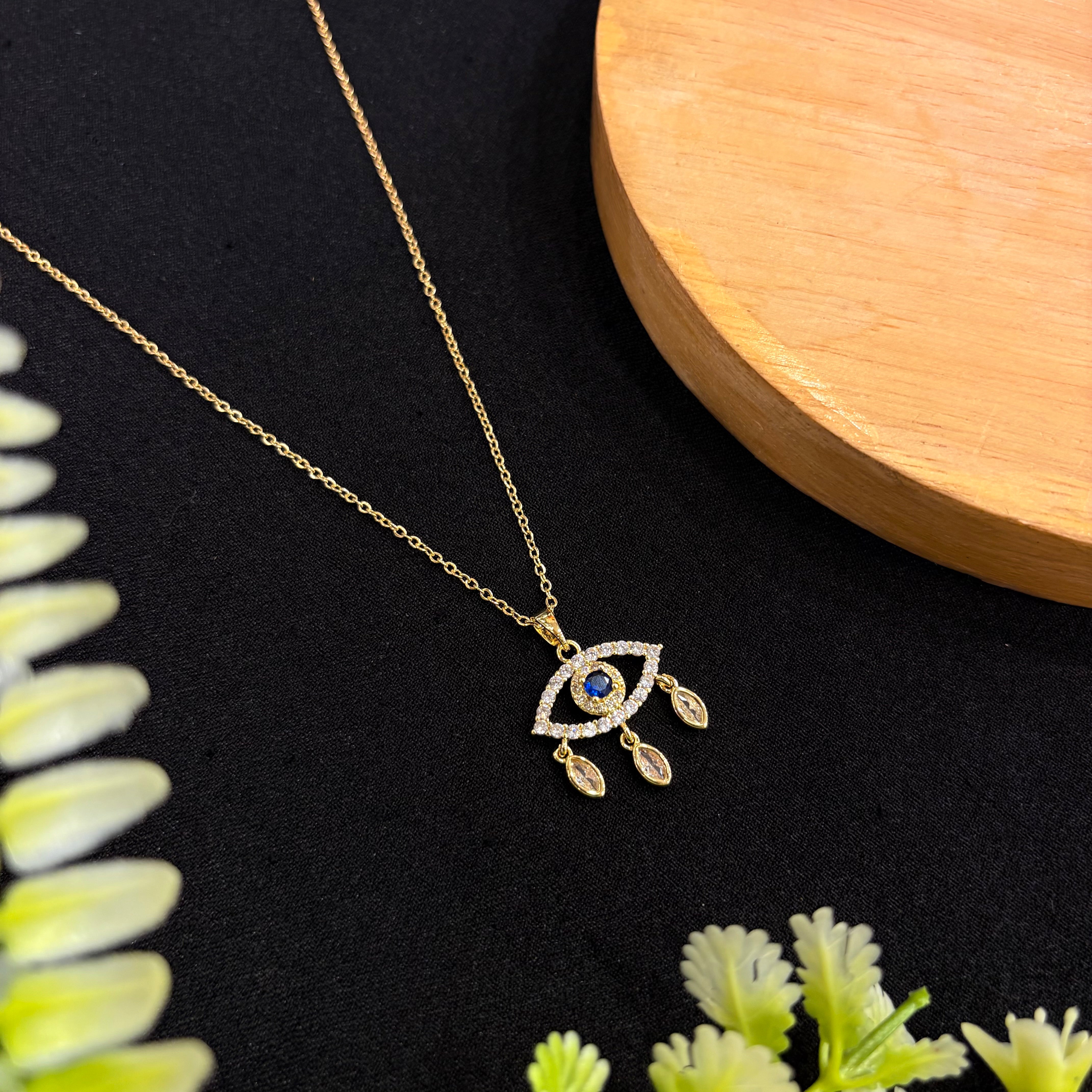 Aurelia Evil Eye Neck Chain