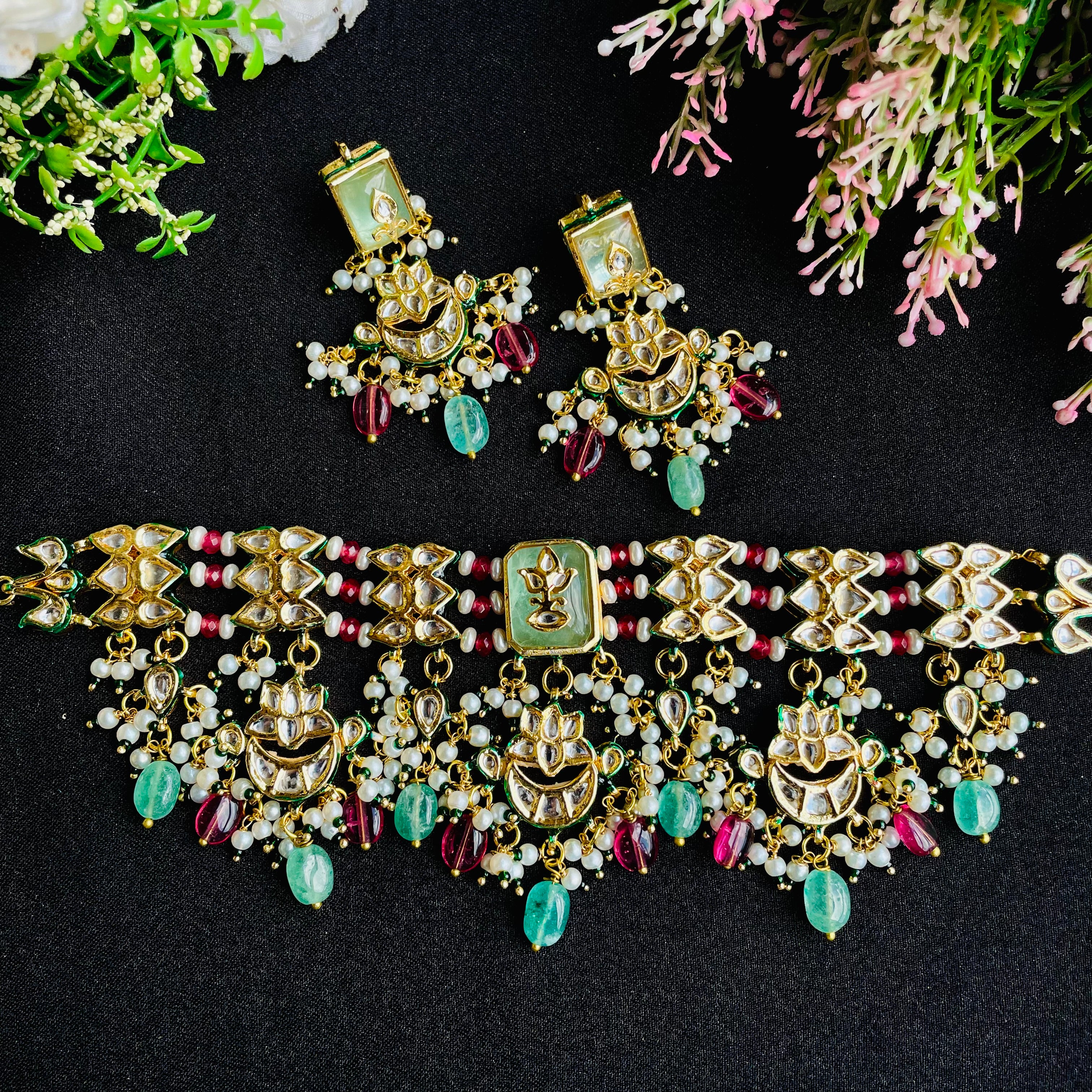 Nayaab Shaaksi Neckpiece