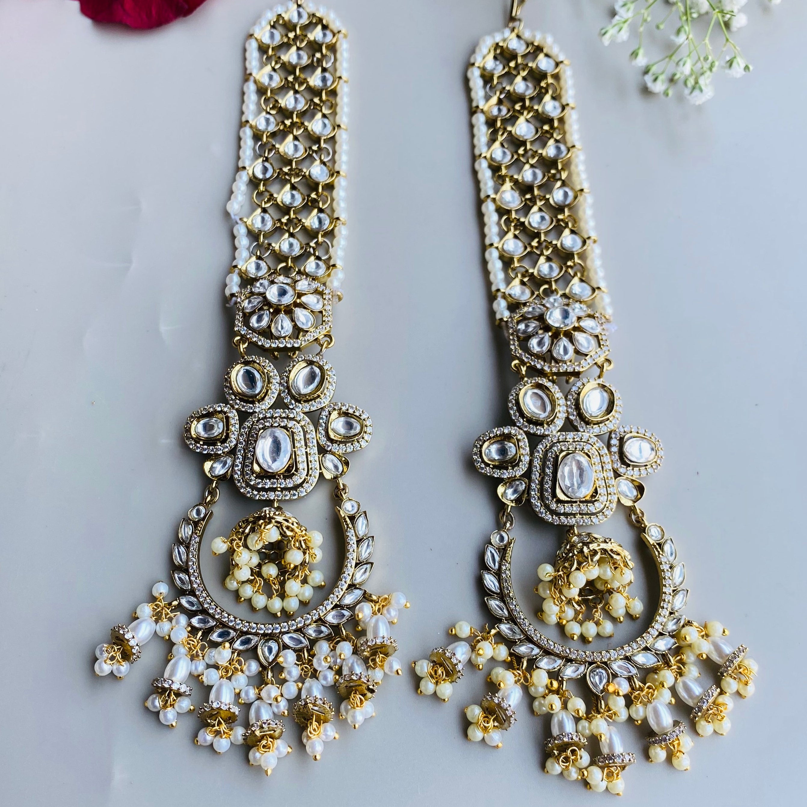 Nayaab Zoya Chandbali with kaanchain