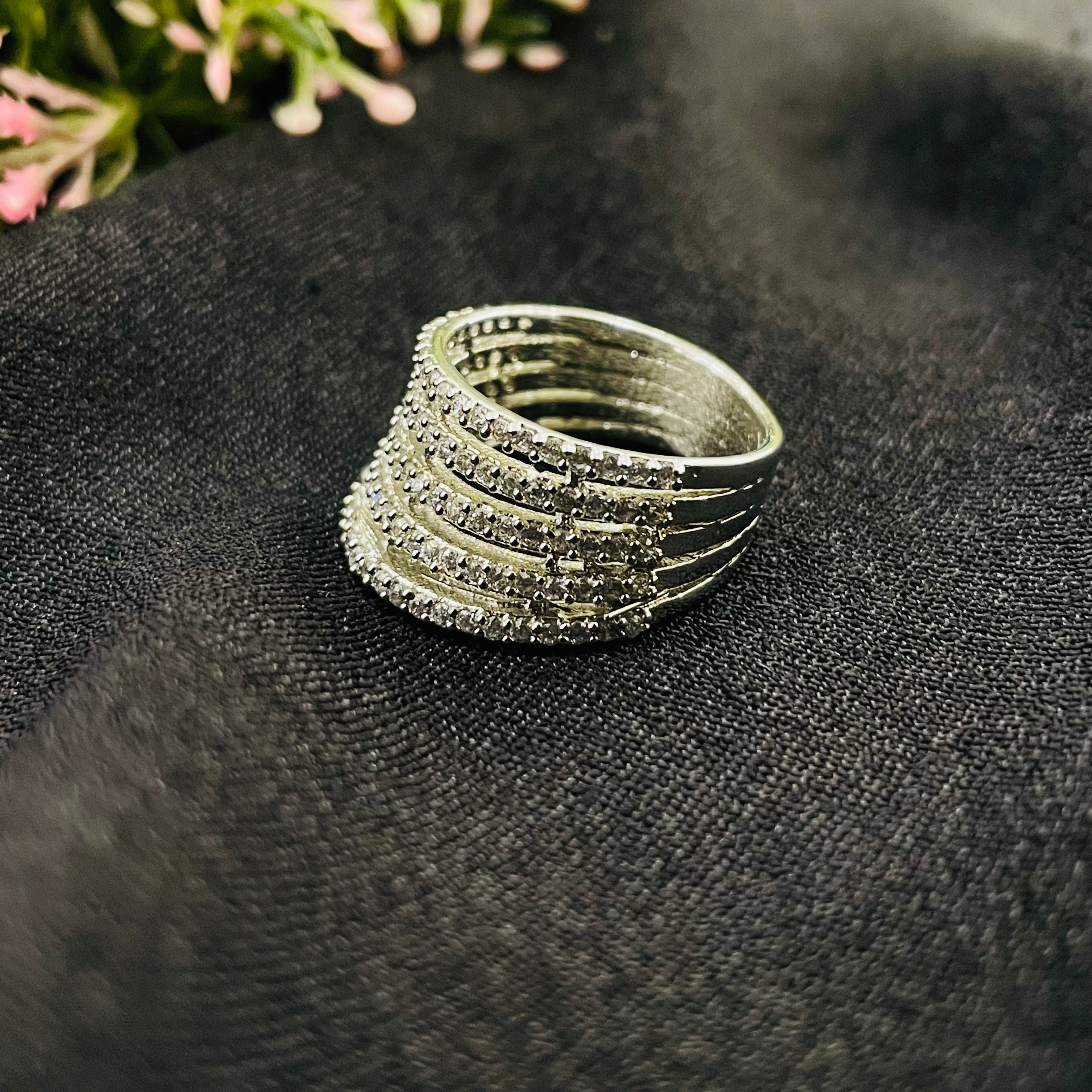 VS Sterling Silver Cocktail Ring 229 6G