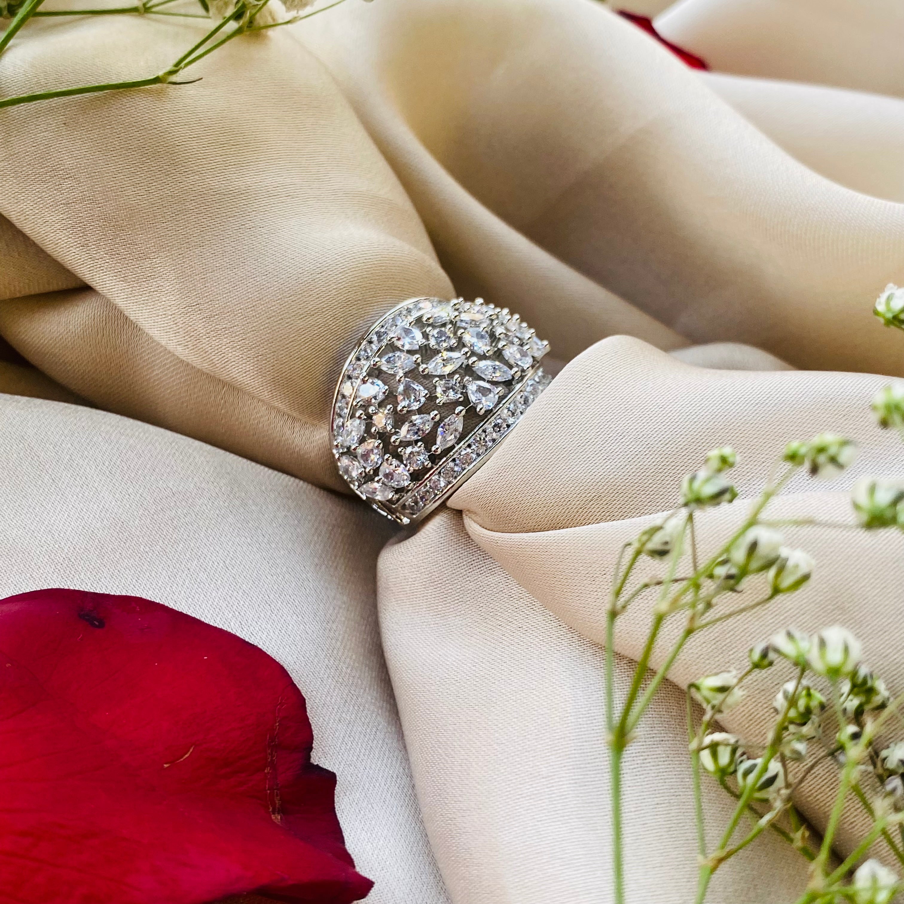 Ad Belle ring