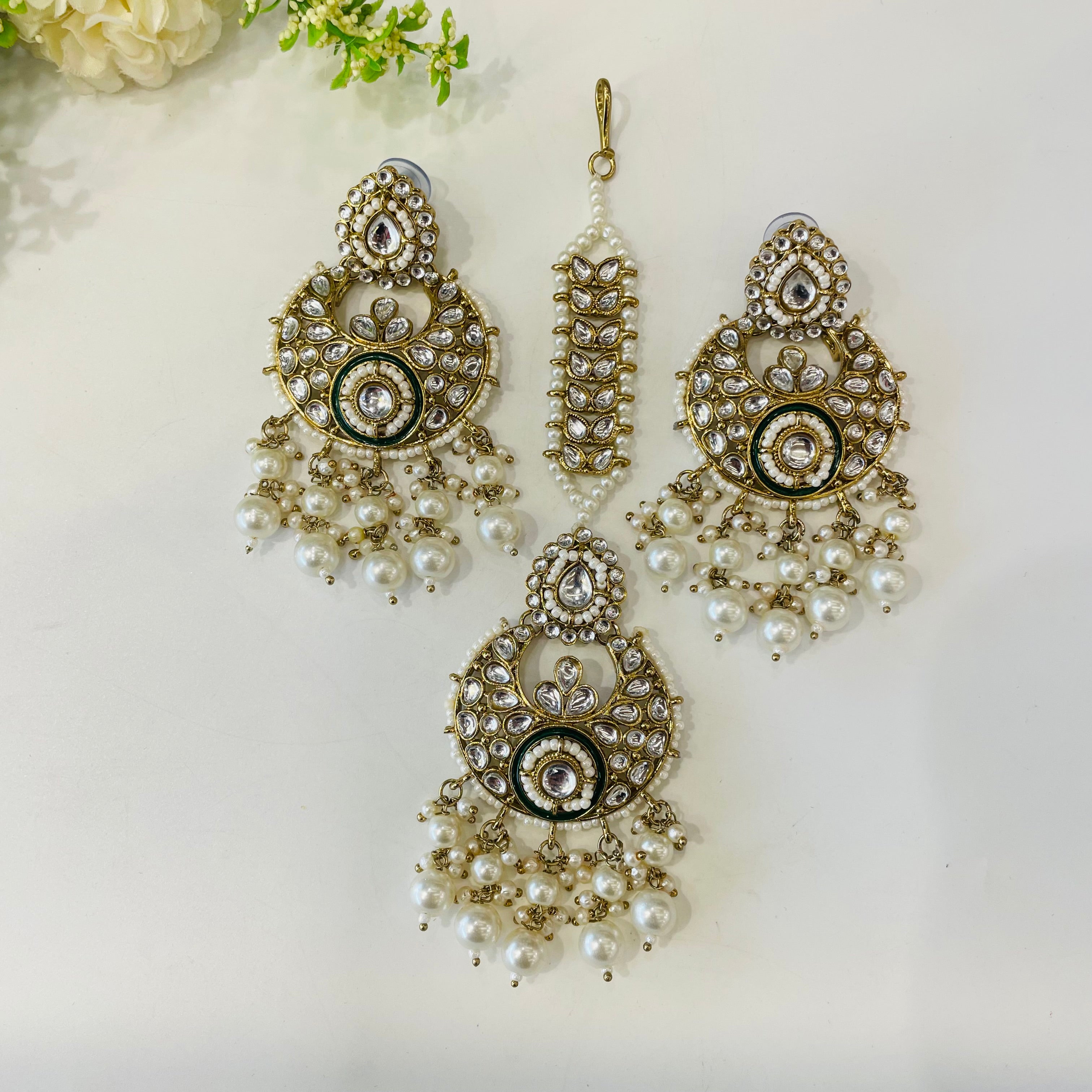 Nayaab Diya earrings with tikka