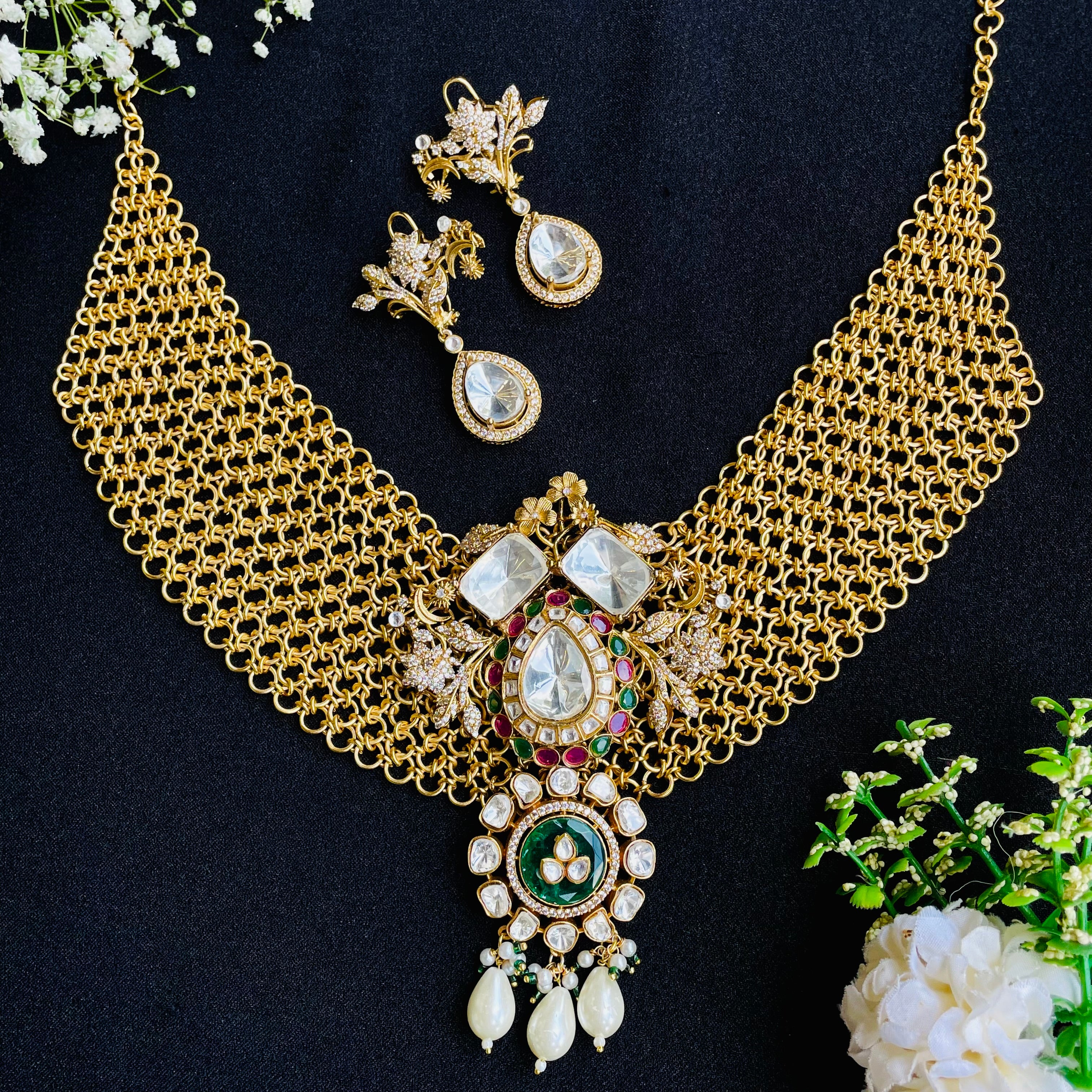 Nayaab Shamiksha Polki Neckpiece