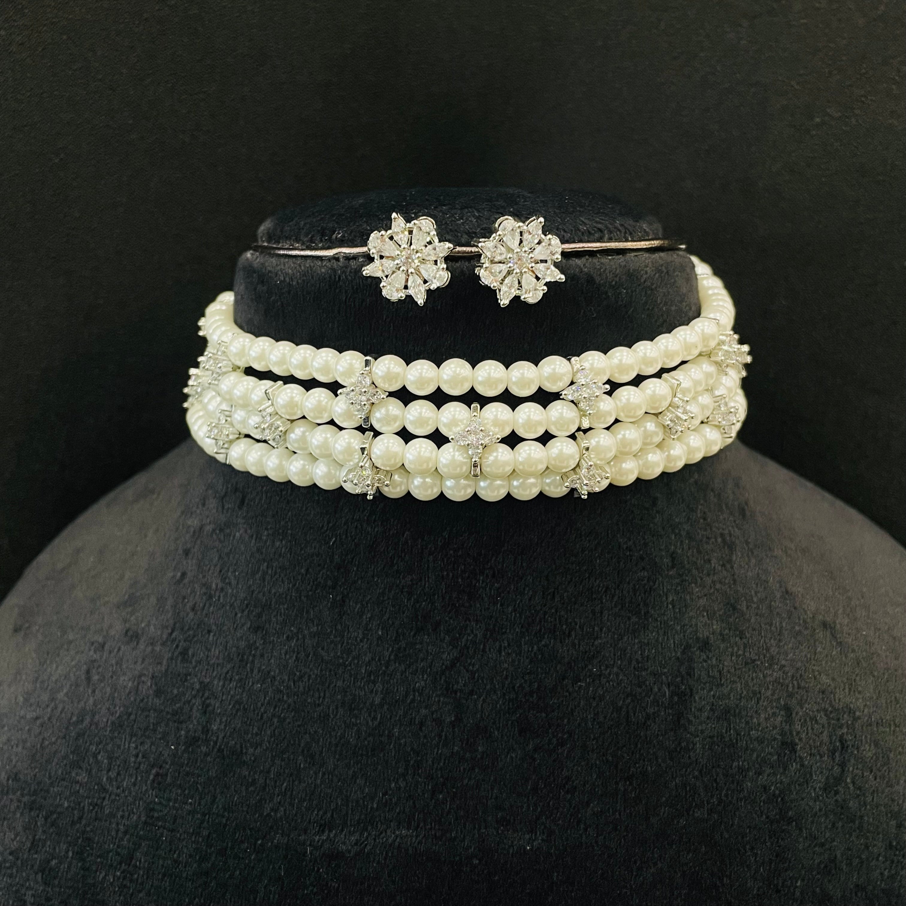 Ad Lila pearl choker - without earrings