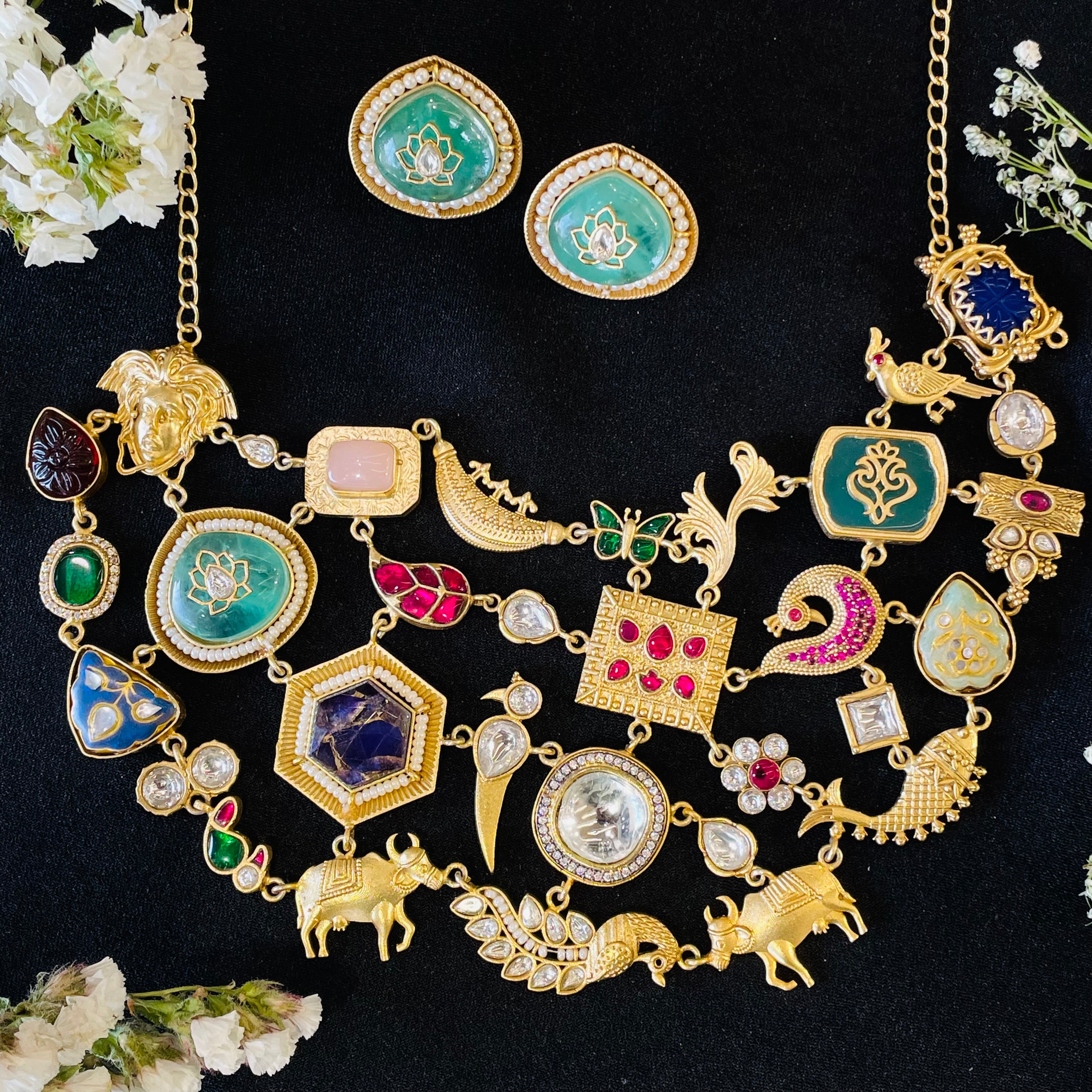 Nayaab Prachi Neckpiece